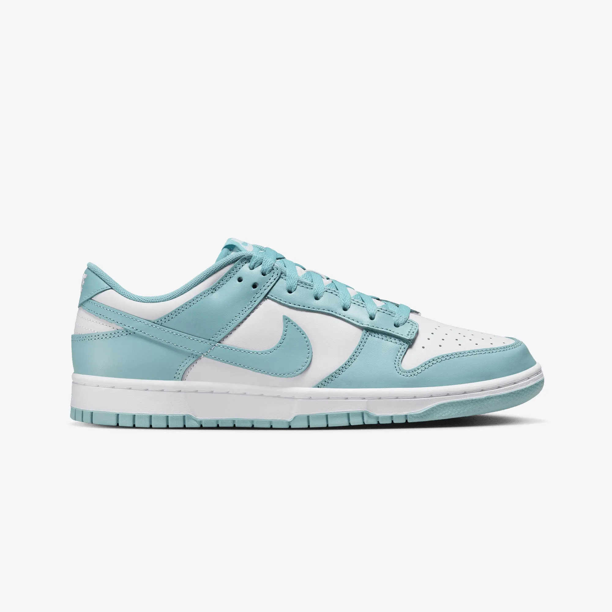 NIKE | DUNK LOW RETRO { WHITE/DENIM TURQ Dynamic Suspension No Hassle