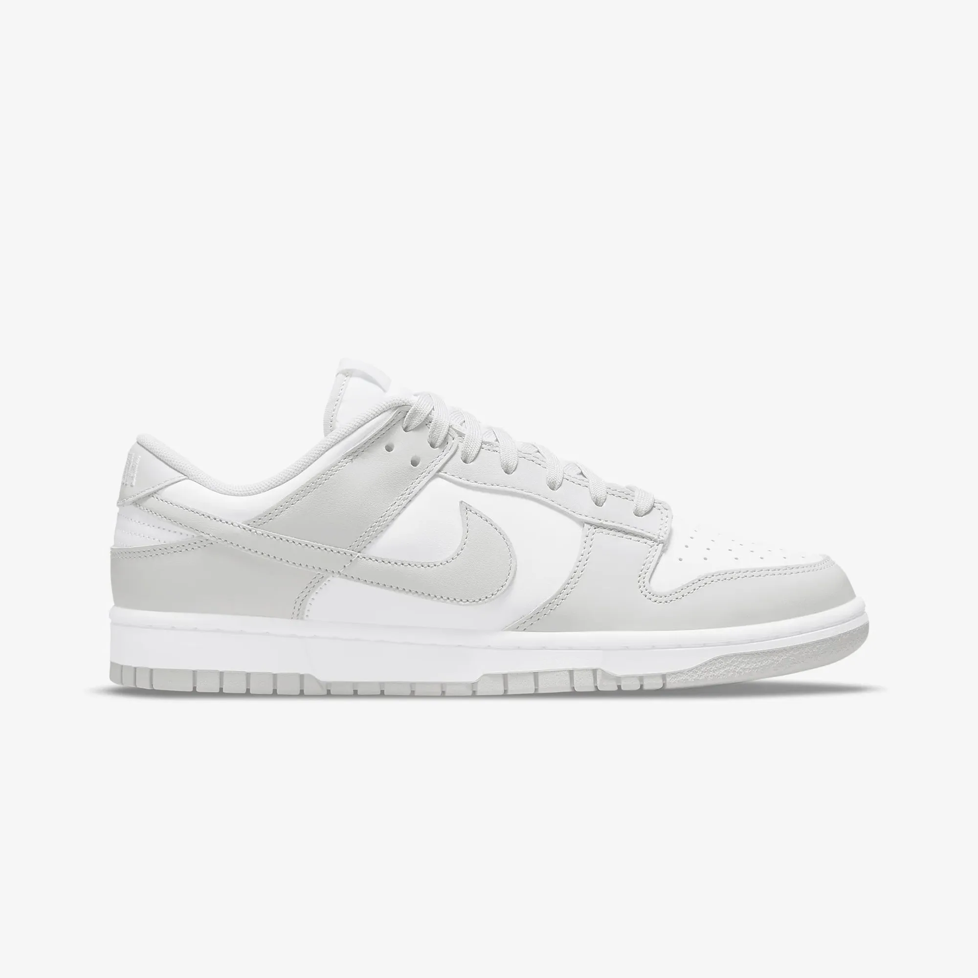 Urban Look Nike | DUNK LOW RETRO  { WHITE/GREY FOG