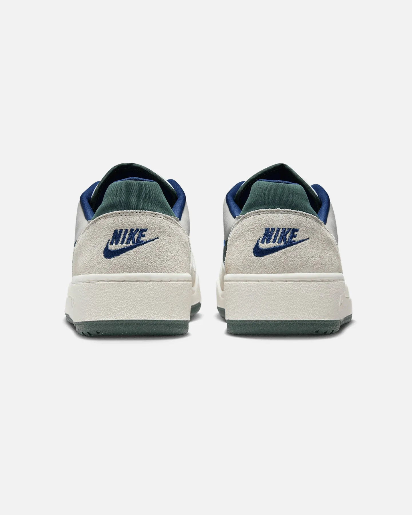 Nike Full Force Low White/Midnight Earth Base Corner Style