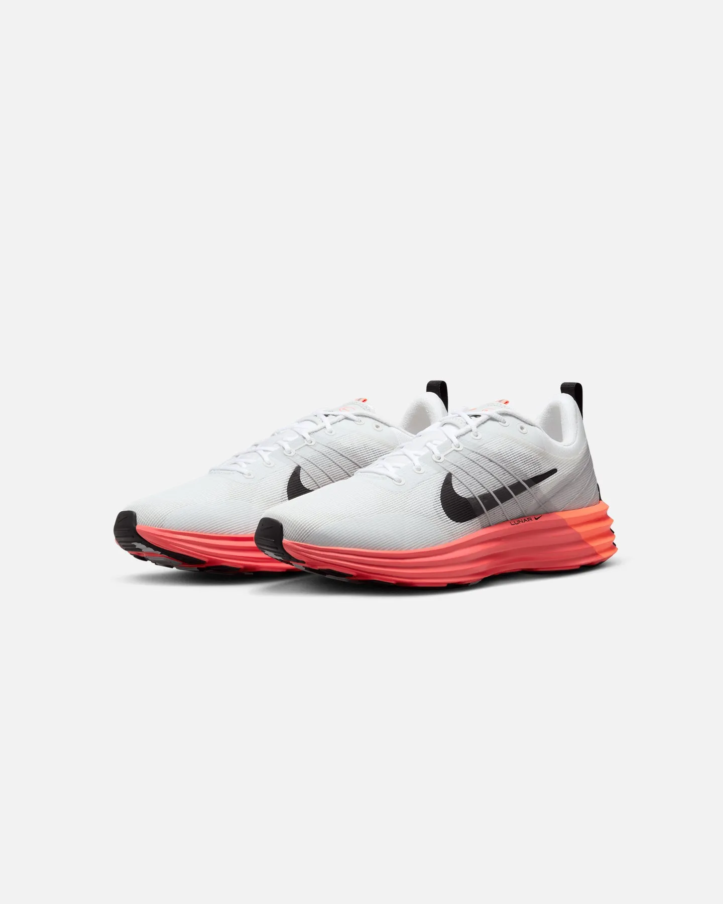 Anti Slip Traction Weather Friendly Nike Lunar Roam White/Black