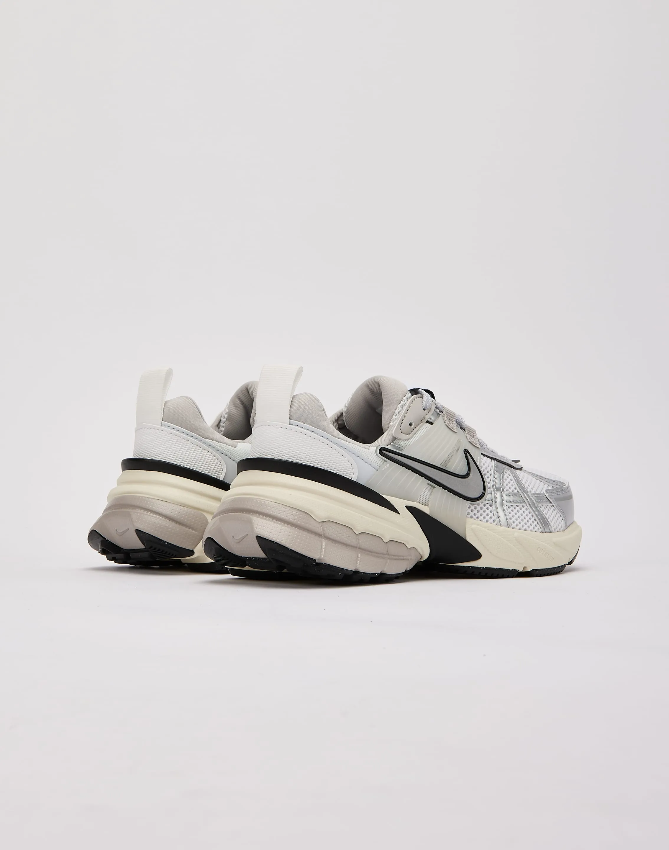 5k - specific shoes relay shoes Nike V2K Run