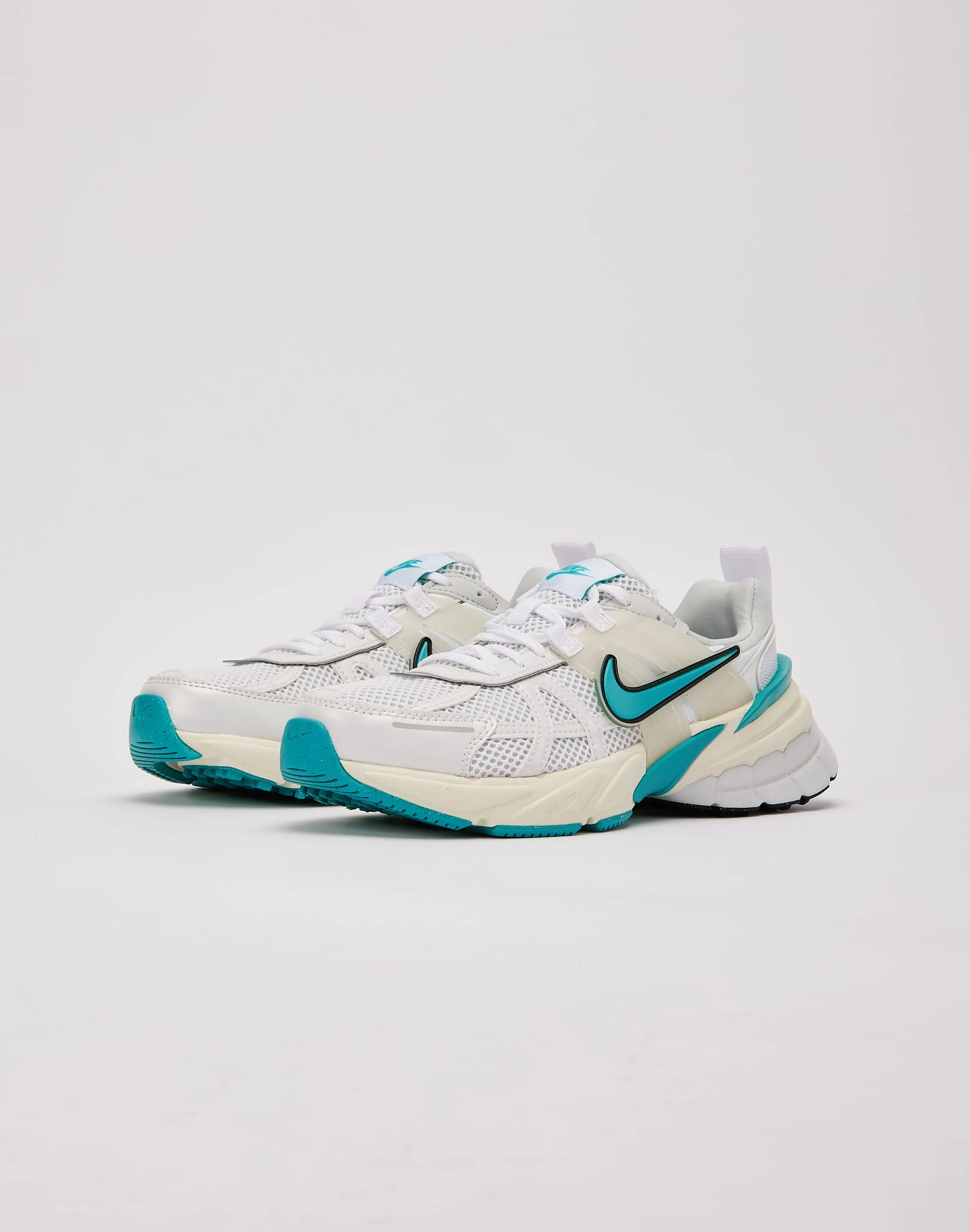 hill training footwear Nike V2K Run