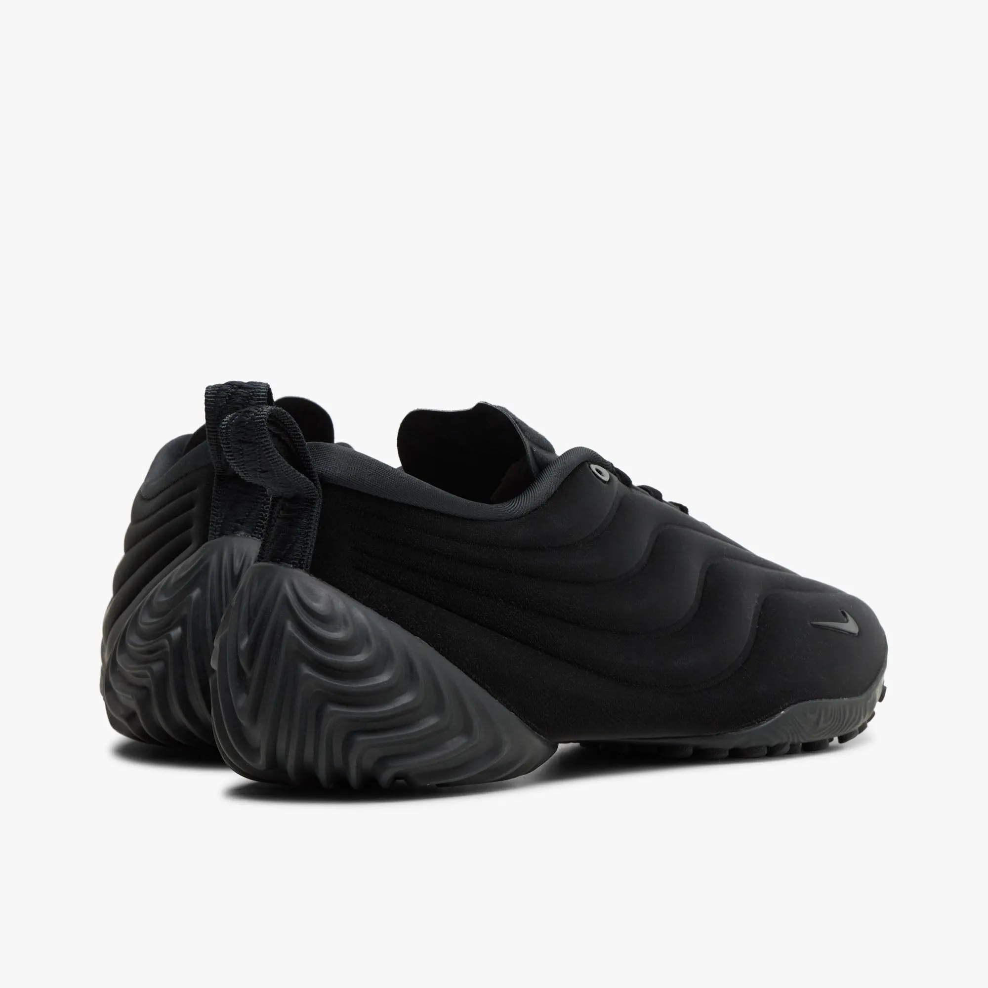 Chase Hike Outfit Neutral Nike Women's Astra Ultra Black / Black