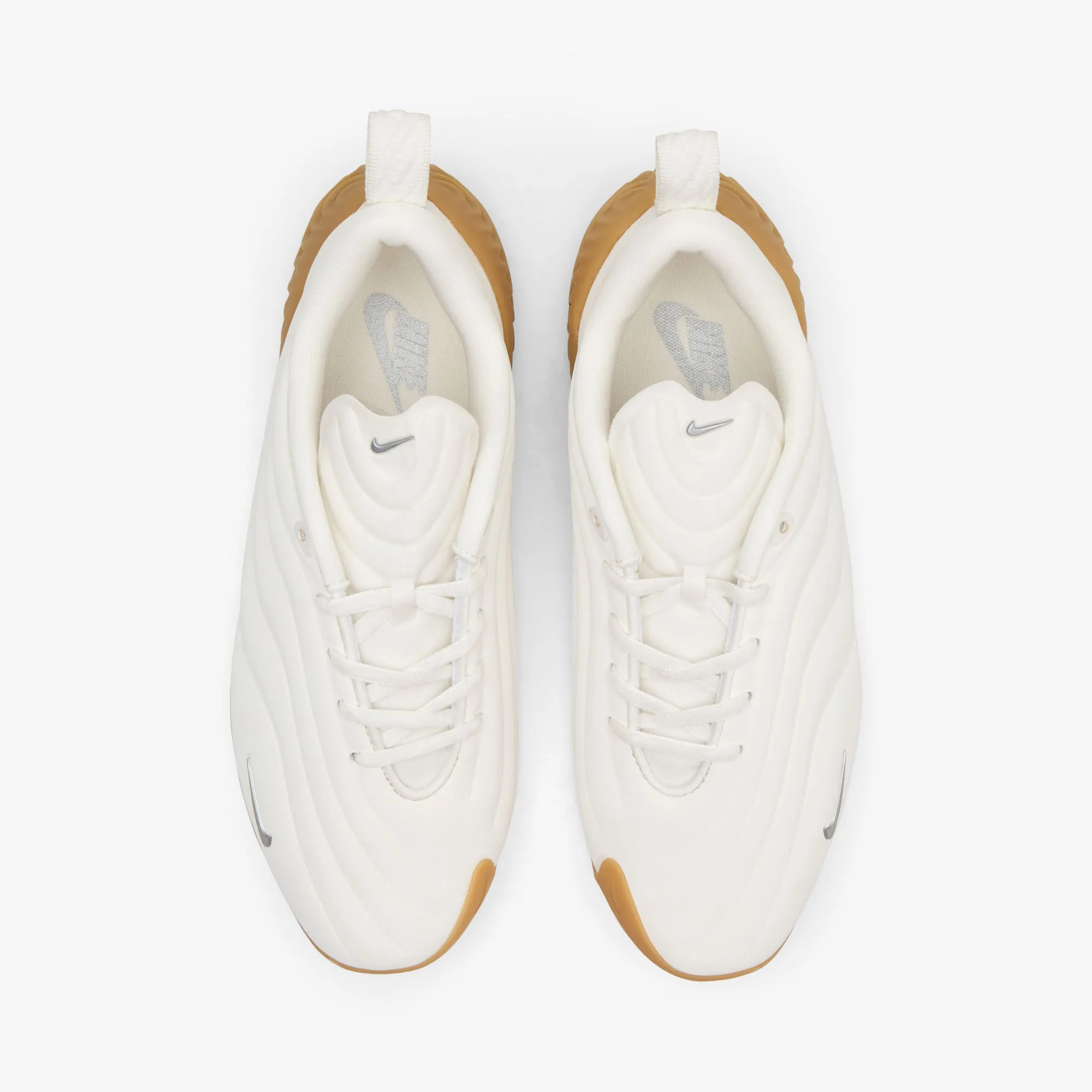 Nike Women's Astra Ultra Sail / Metallic Silver Campus Tour