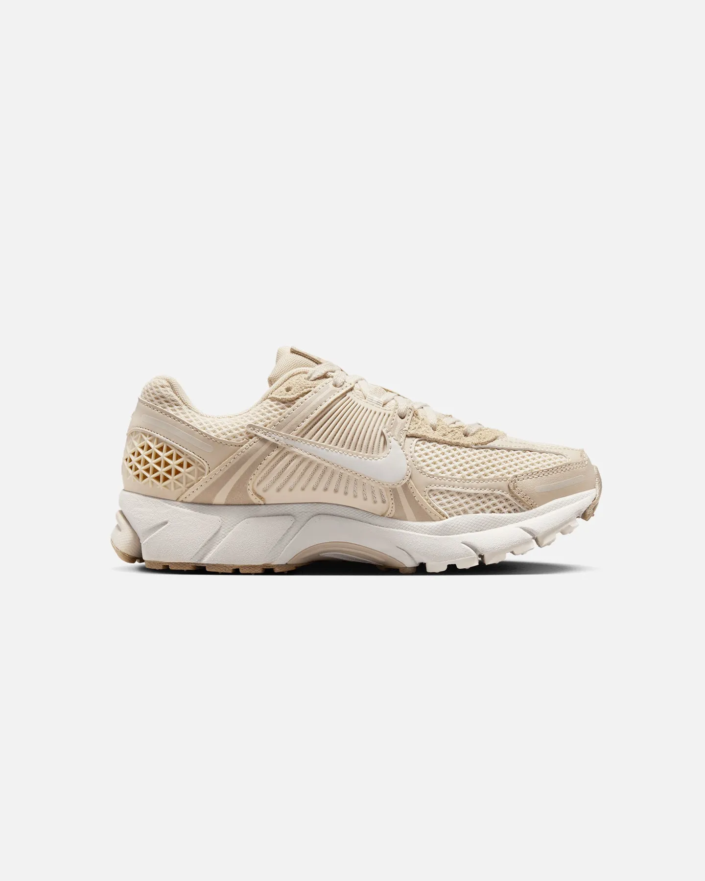 Nike Women's Zoom Vomero 5 Birch Timeless traction