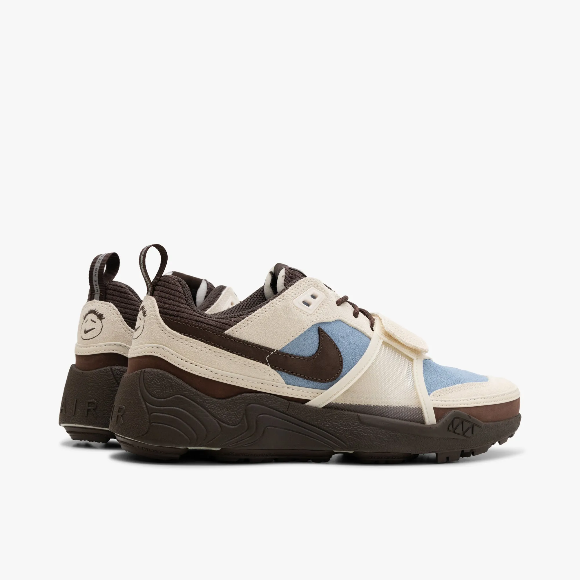 Nike x Travis Scott Zoom Field Jaxx Leche Blue / Baroque Brown - Ivory Detachable Insole