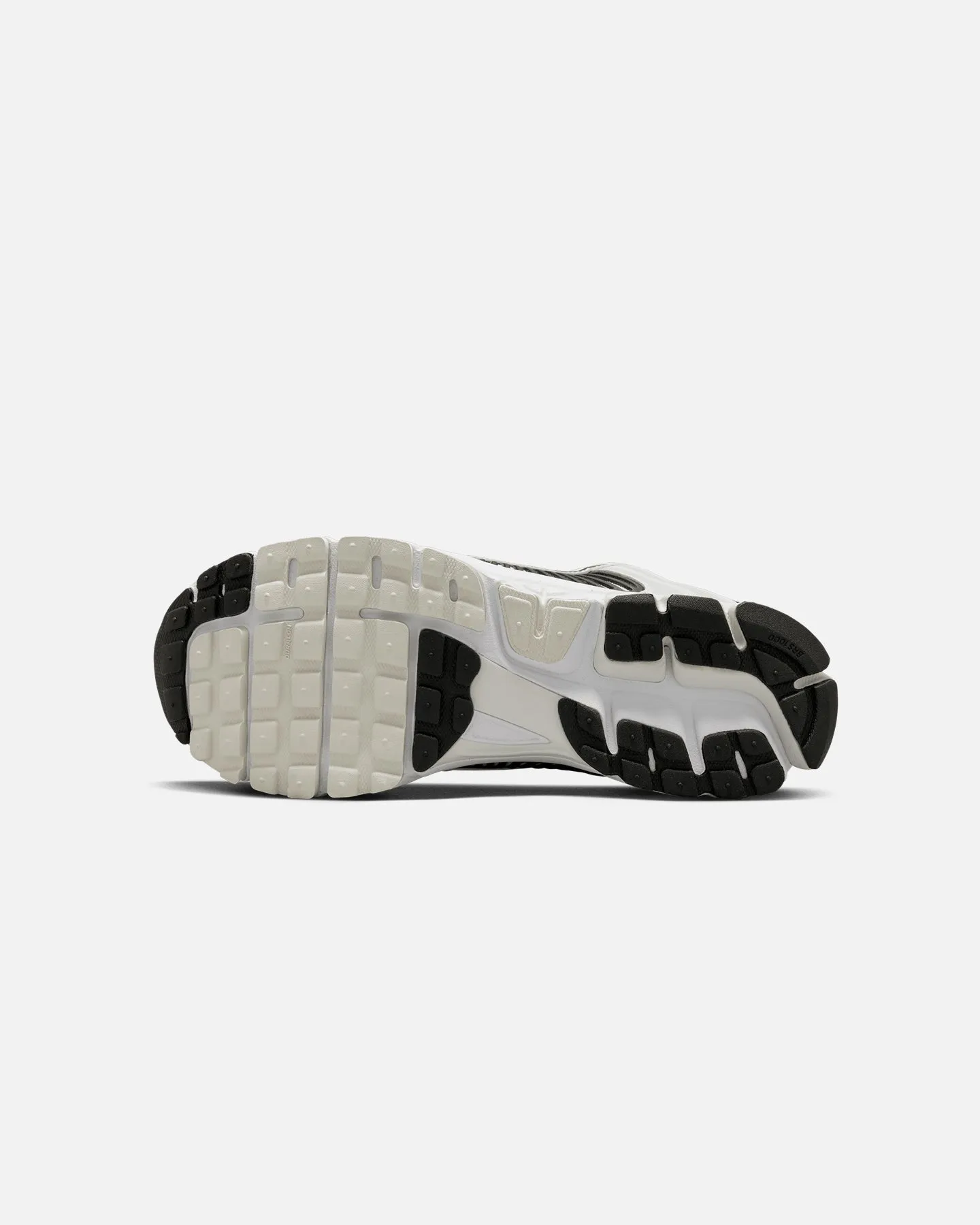 Nike Zoom Vomero 5 White/Black Twist Free Motion Elastic Gusseted Tongue