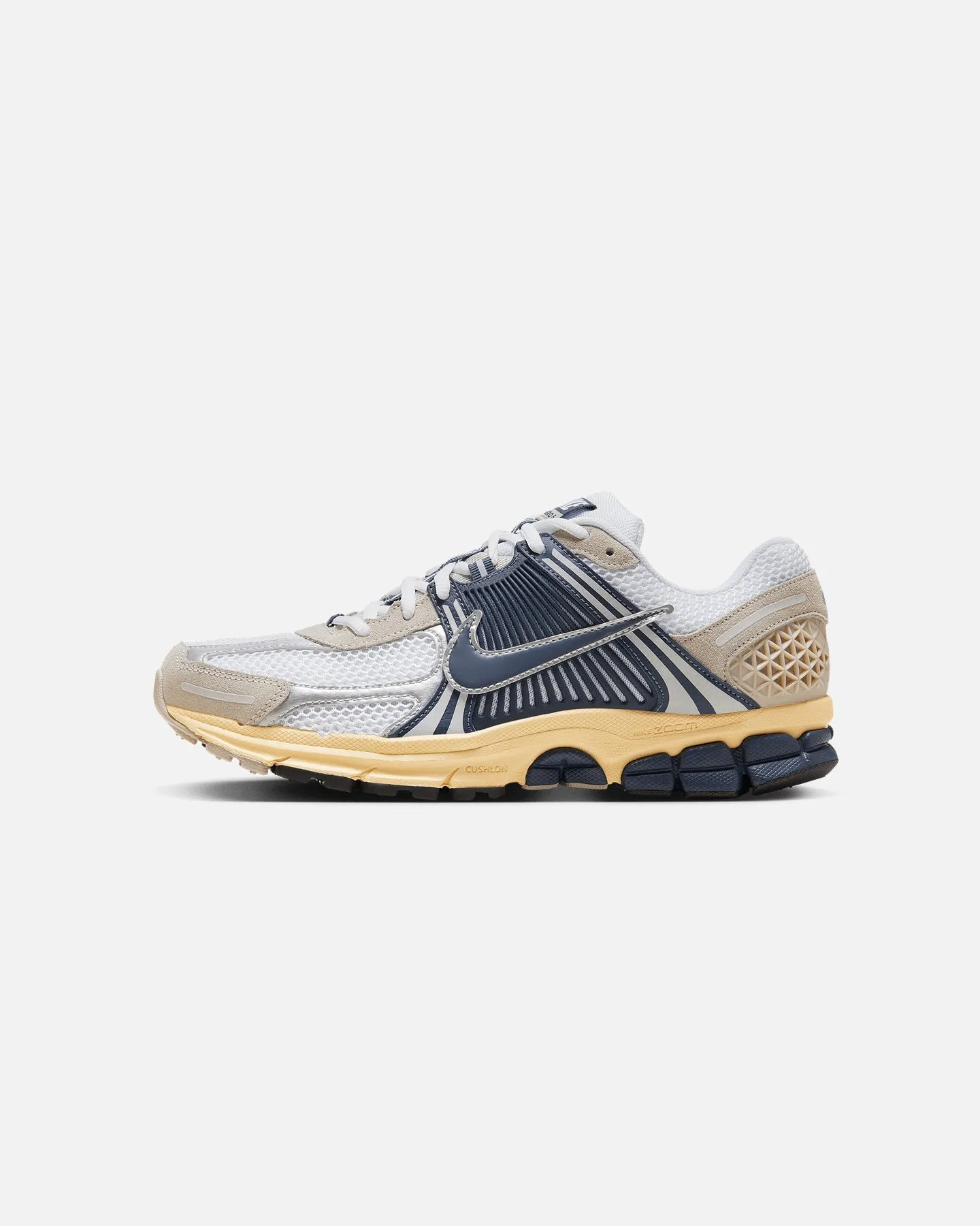 Nike Zoom Vomero 5 White/Thunder Blue Durable rubber sole Impact Reduction Technology