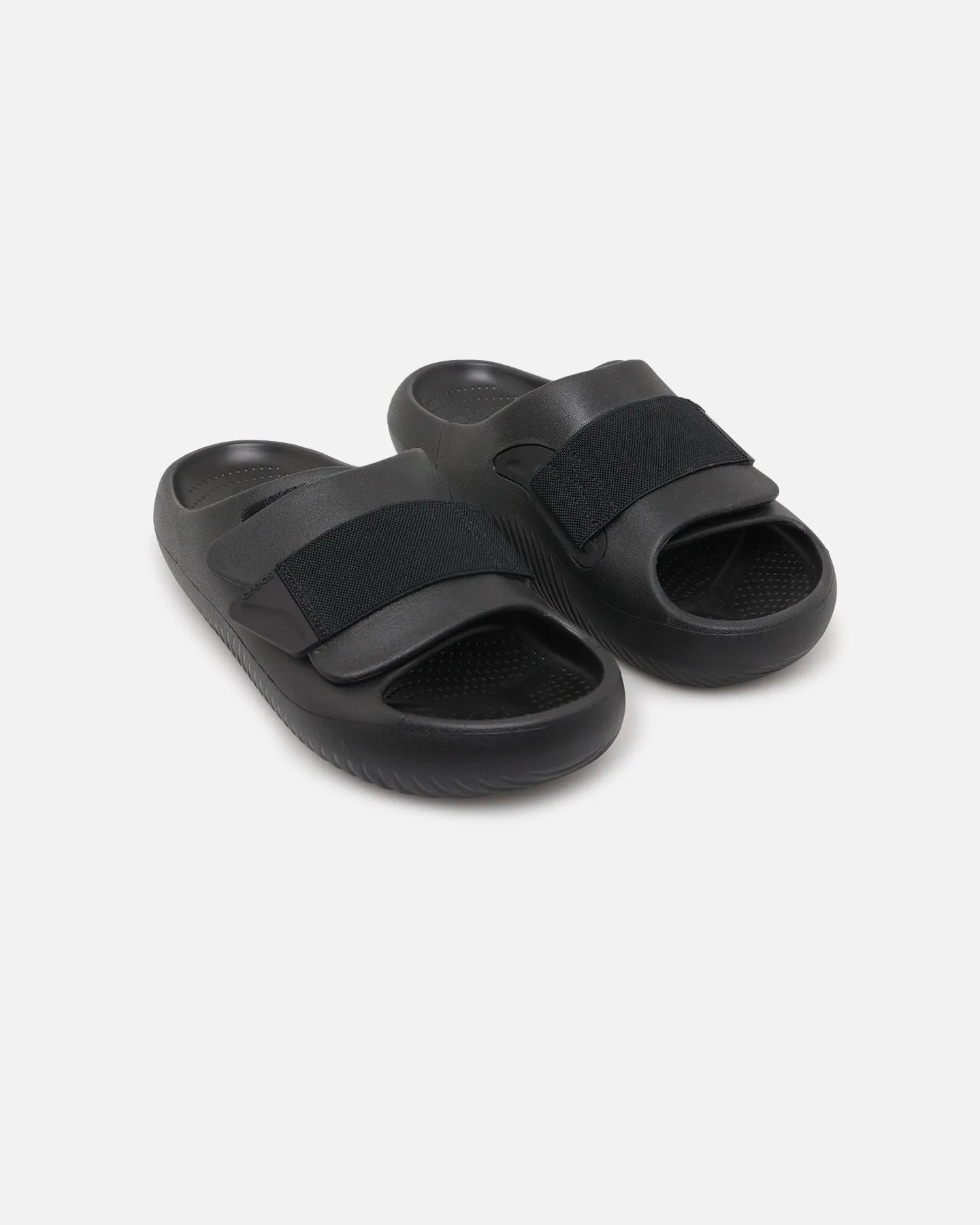 Beach Fun Crocs Mellow Luxe Recovery Slide Black