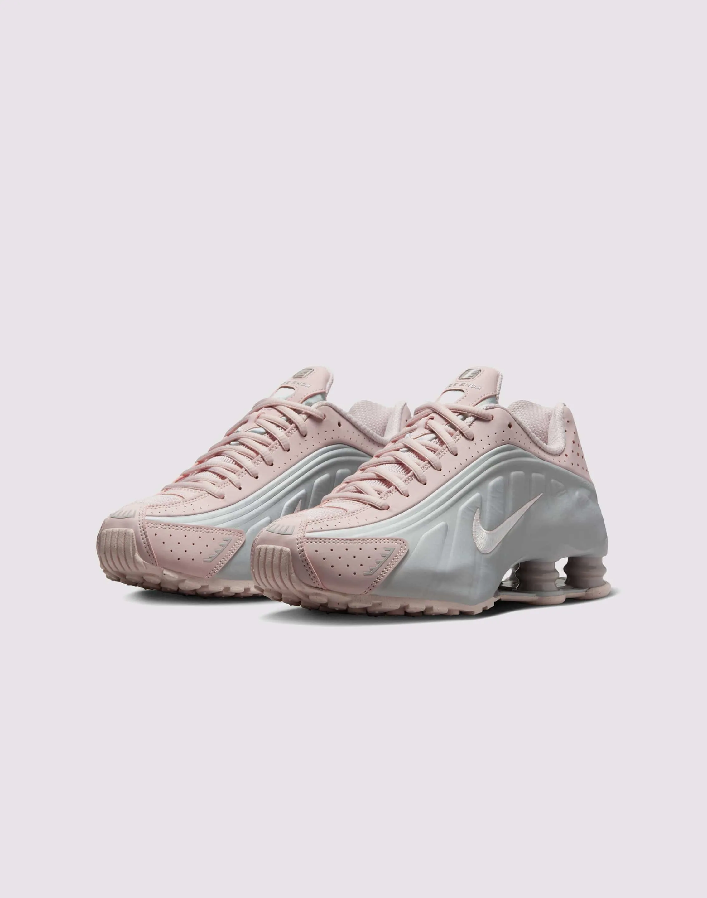 Nike Shox R4 "Barely Rose/Mtlc Platinum" Step - up comfort Sporty