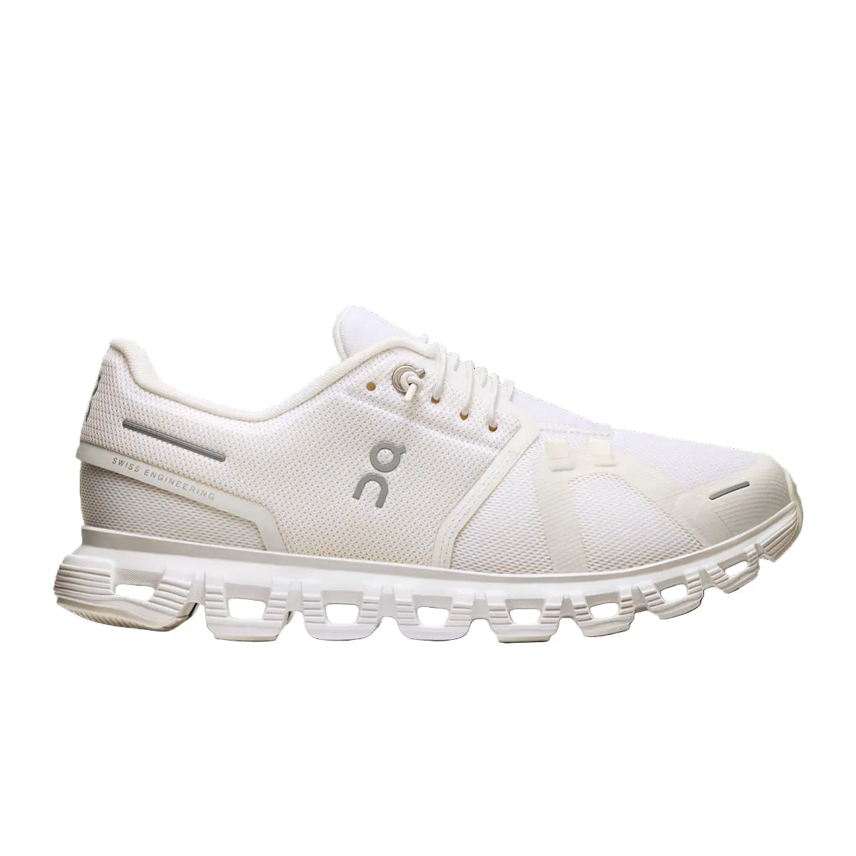 hilly - terrain - runner On Cloud 6 Women's Casual Shoes