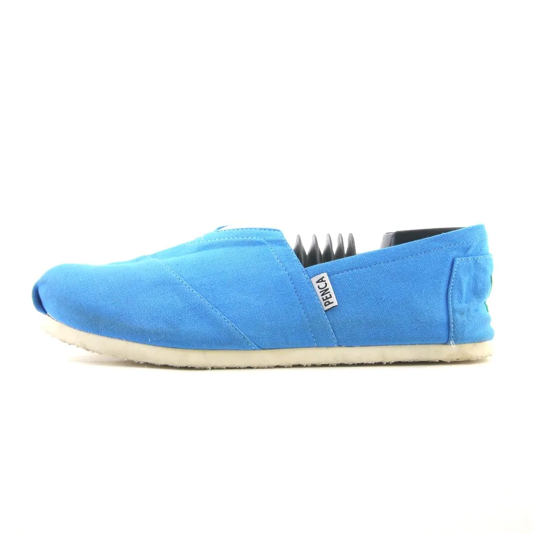 Comfortable toe box PENCA .