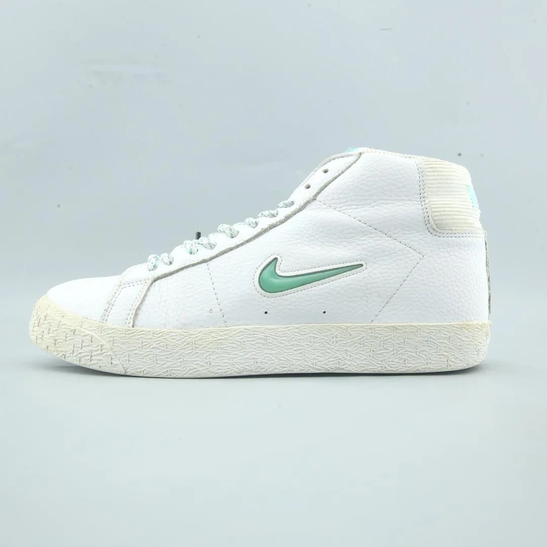 Flex grooves NIKE  SB BLAZER MID PREMIUM