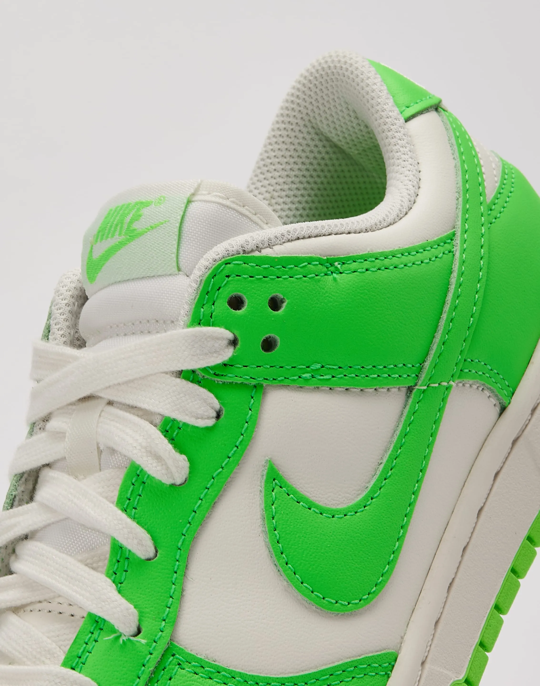 Nike Dunk Low Stylish Footwear