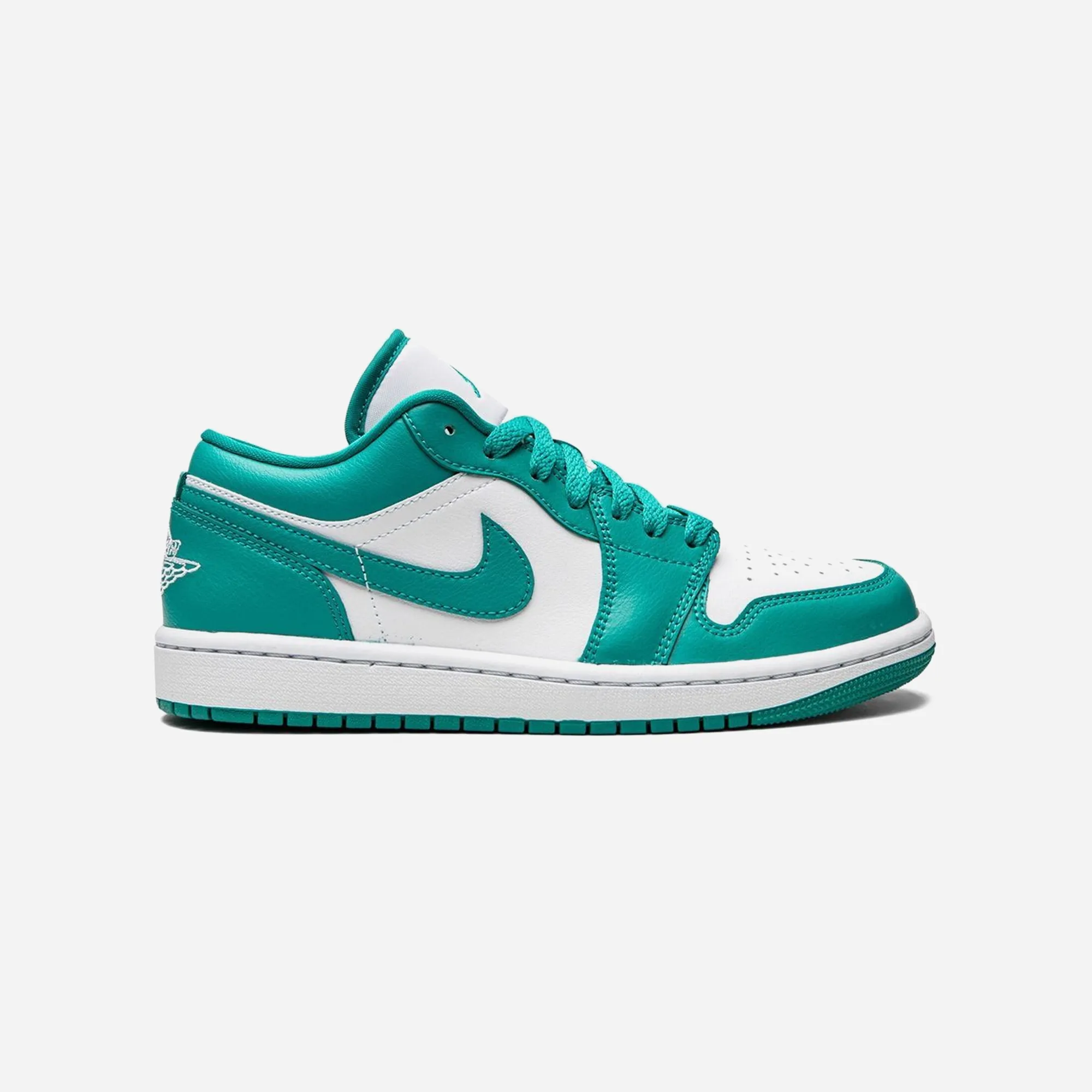Nike Air Jordan 1 Low Emerlad Stylish Option Anti Friction Collar