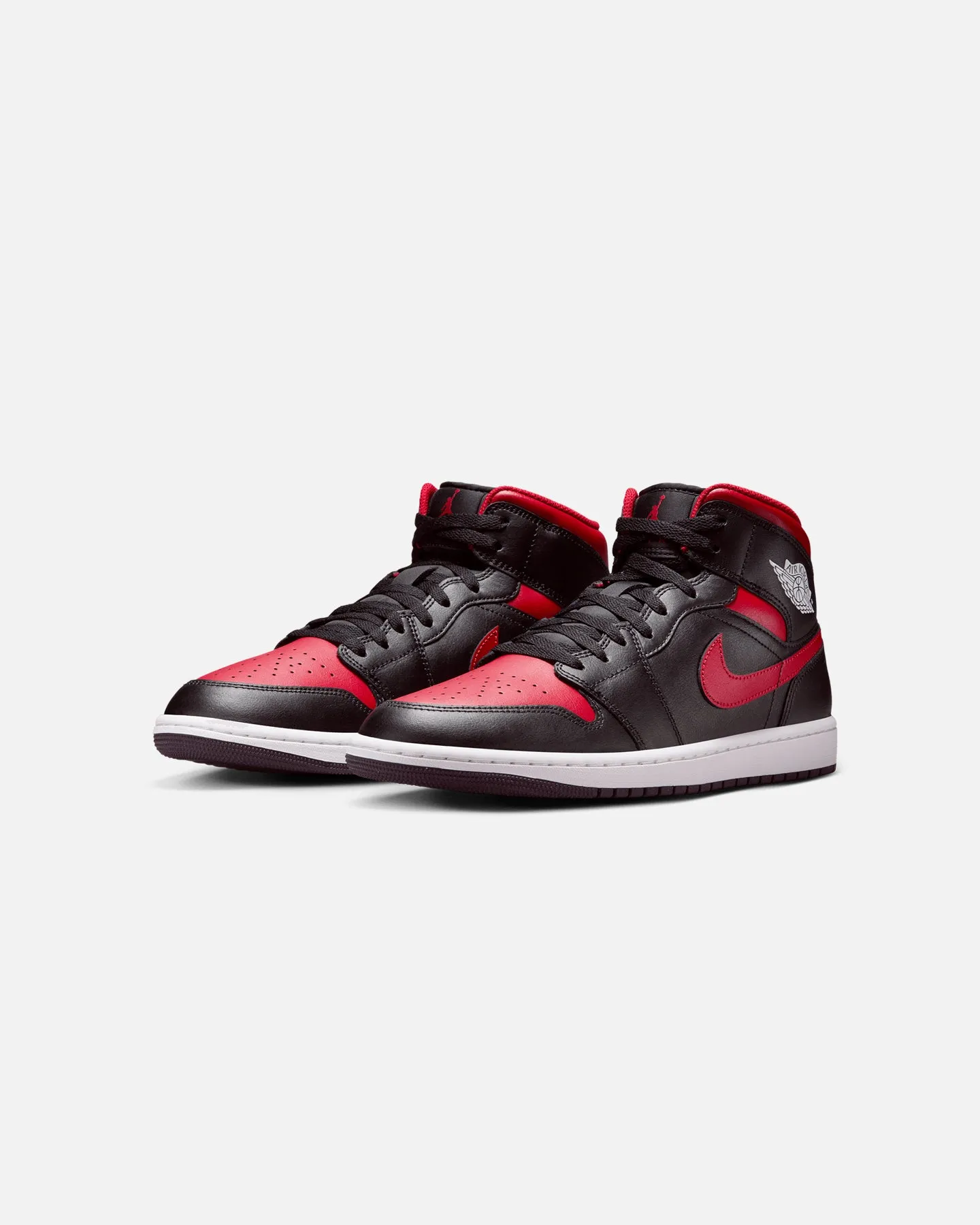 Jordan Air Jordan 1 Mid "Bred" Black/Varisty Red-Summit White Neutral Style Easy Pack