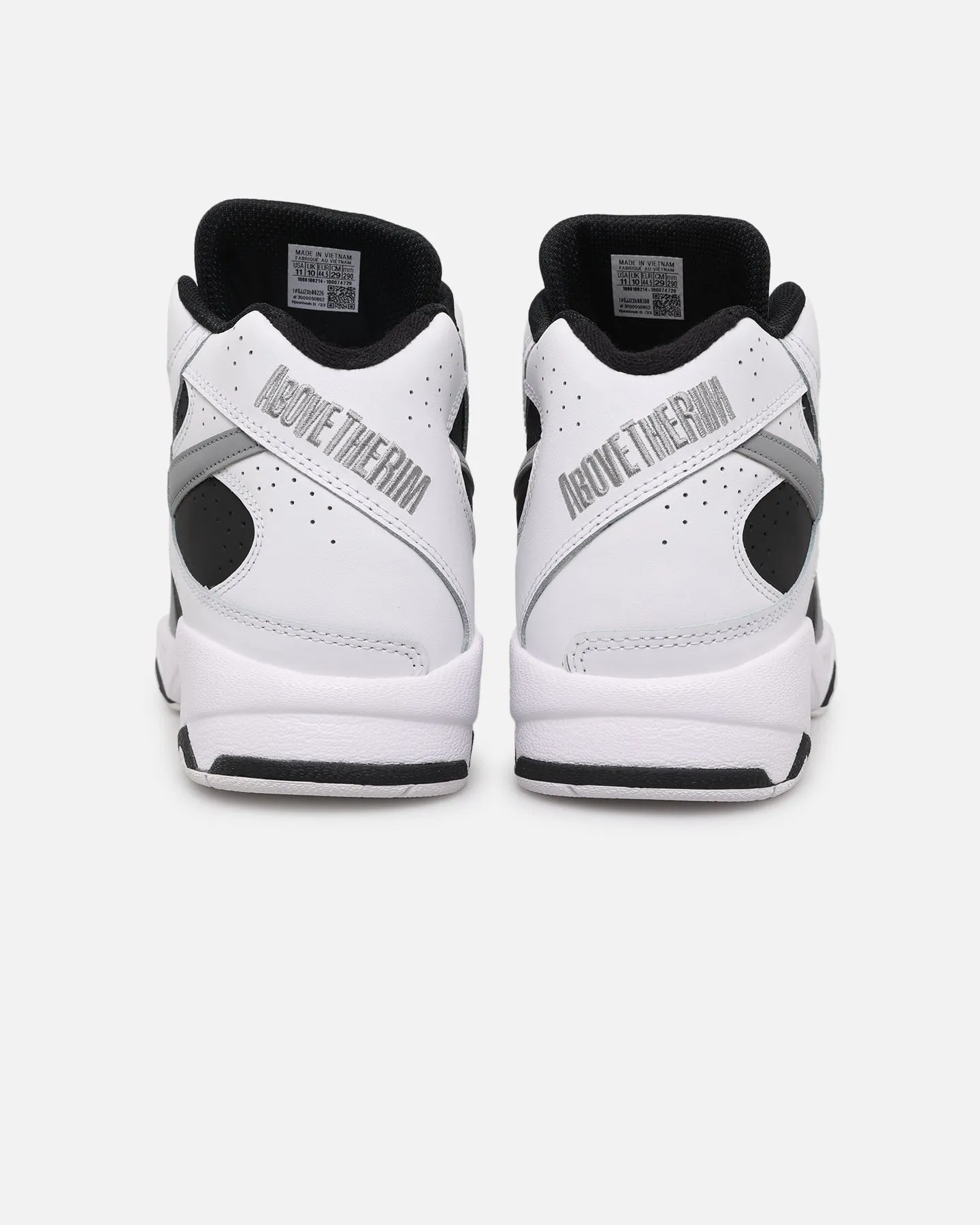 Abrasion resistant Soft Move Reebok Above The Rim Pump Vertical White/Black