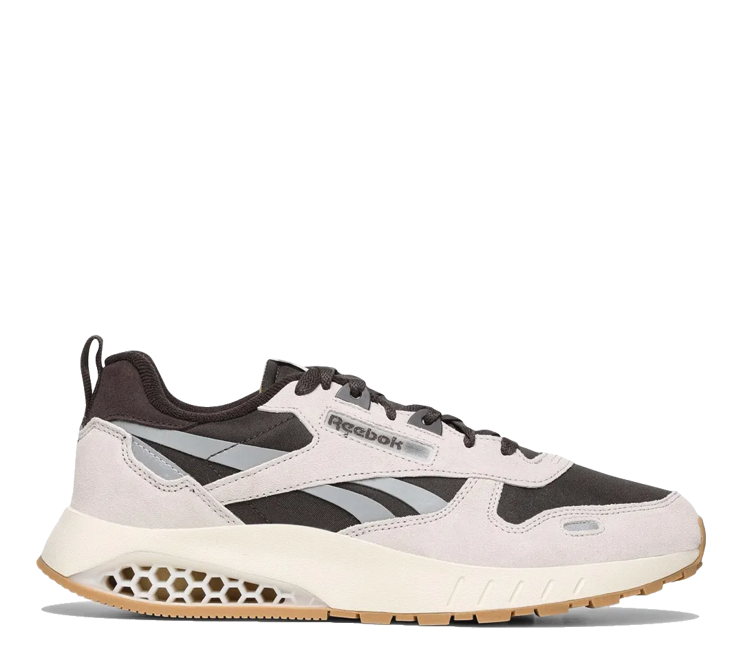 Reebok Classic Leather Hexalite  World Walk Sweat Resistant Urban Stroll