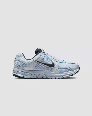 Nike Zoom Vomero 5 Light - weight sole beach running option