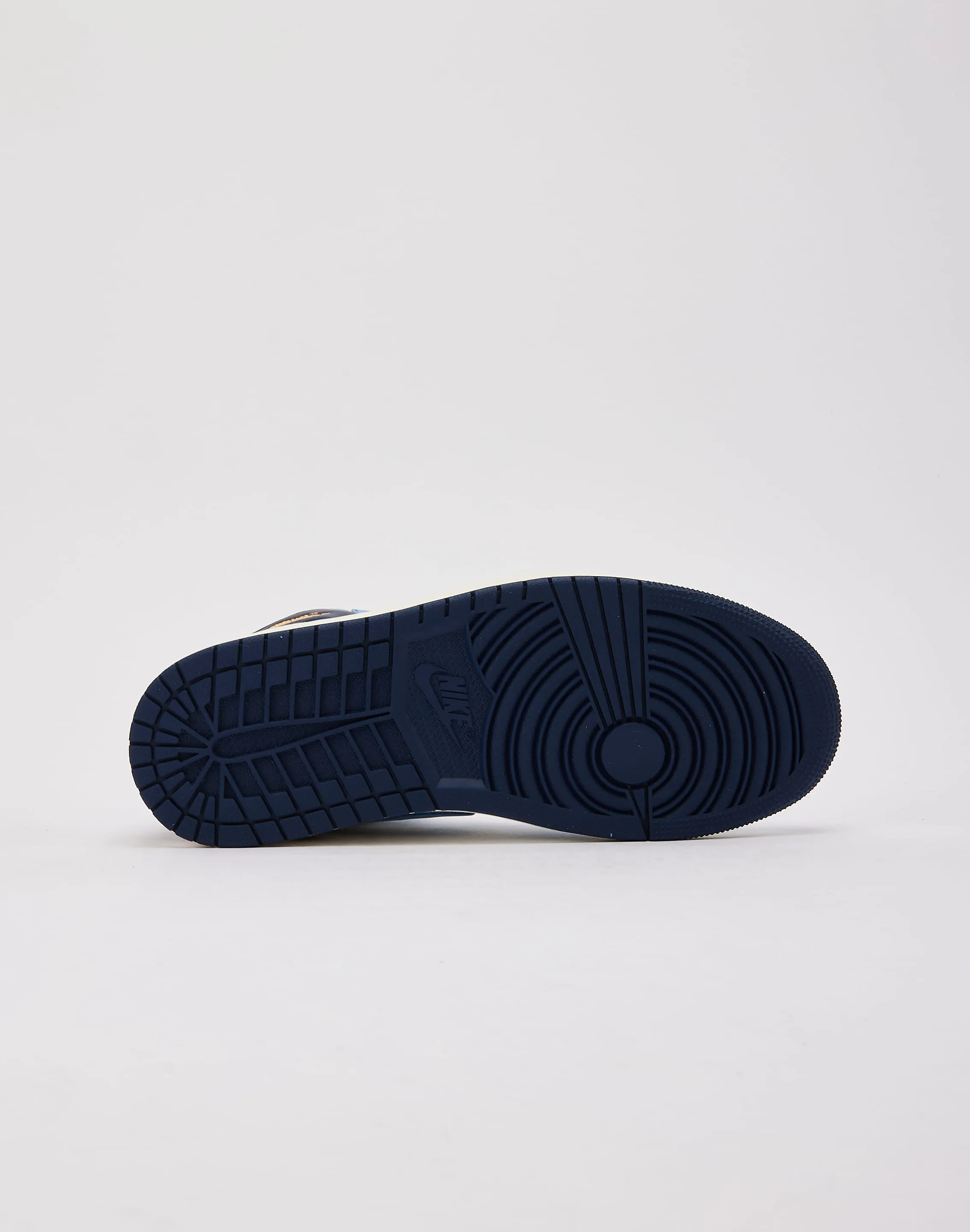 Jordan Air Jordan 1 Retro High OG 'First In Flight' Sneakers High Top