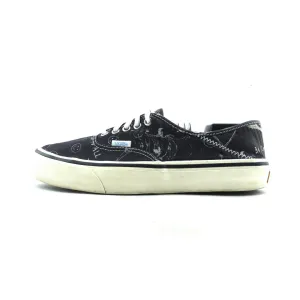 Mild Support VANS AUTHENTIC UC