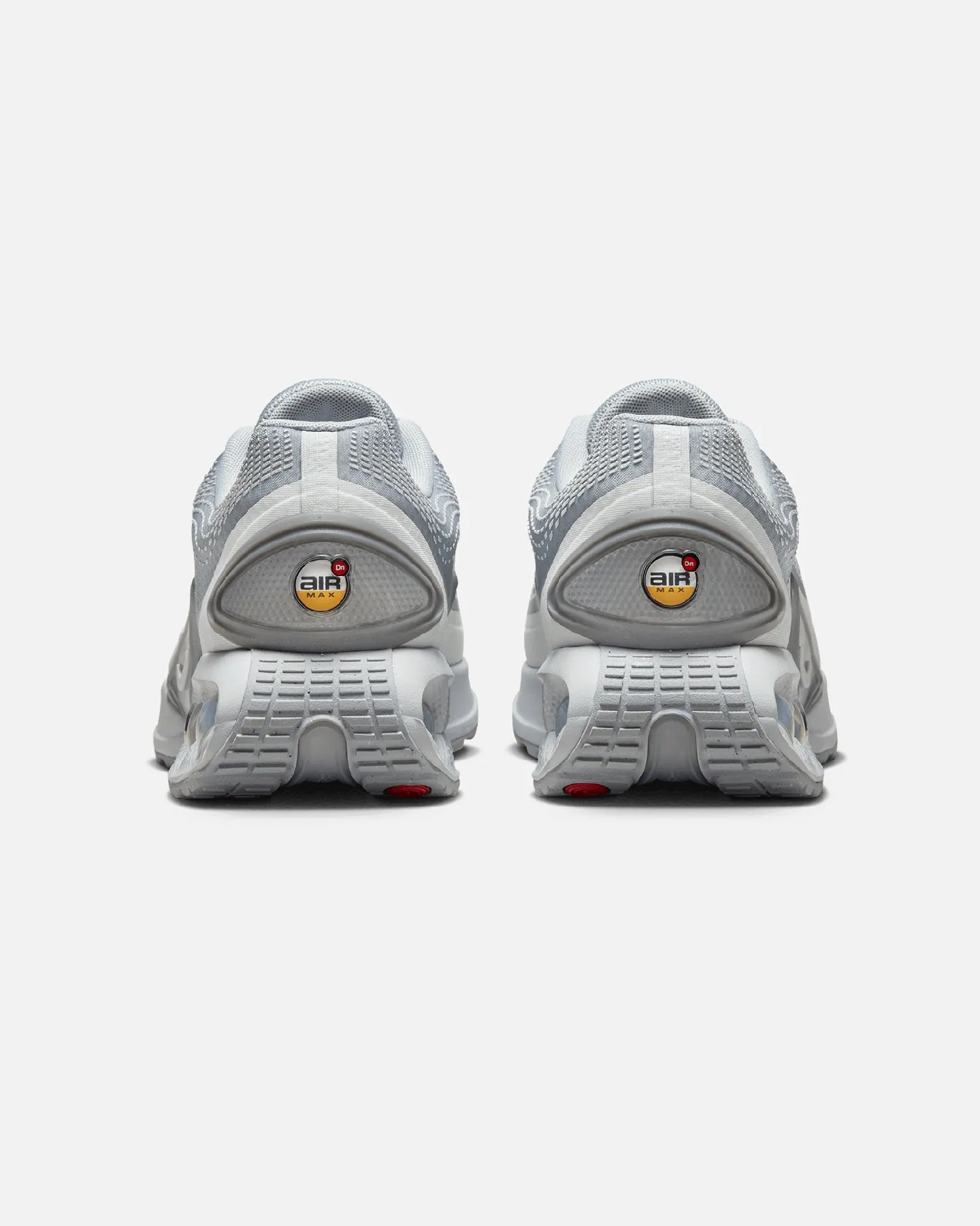 Cliff Edge Form Ease Nike Air Max DN Wolf Grey/White