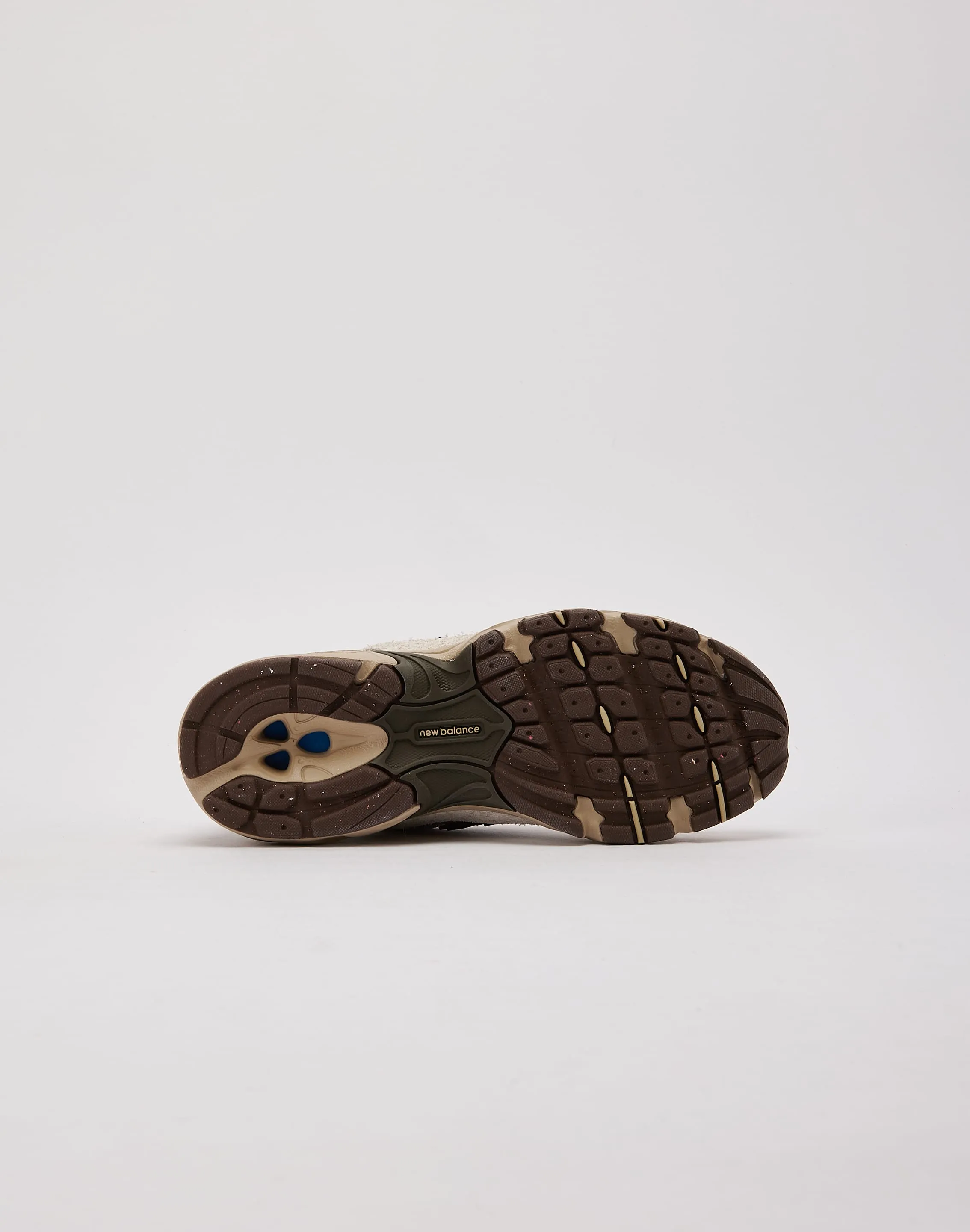 New Balance 530 Marathon running promotion - themed running wear