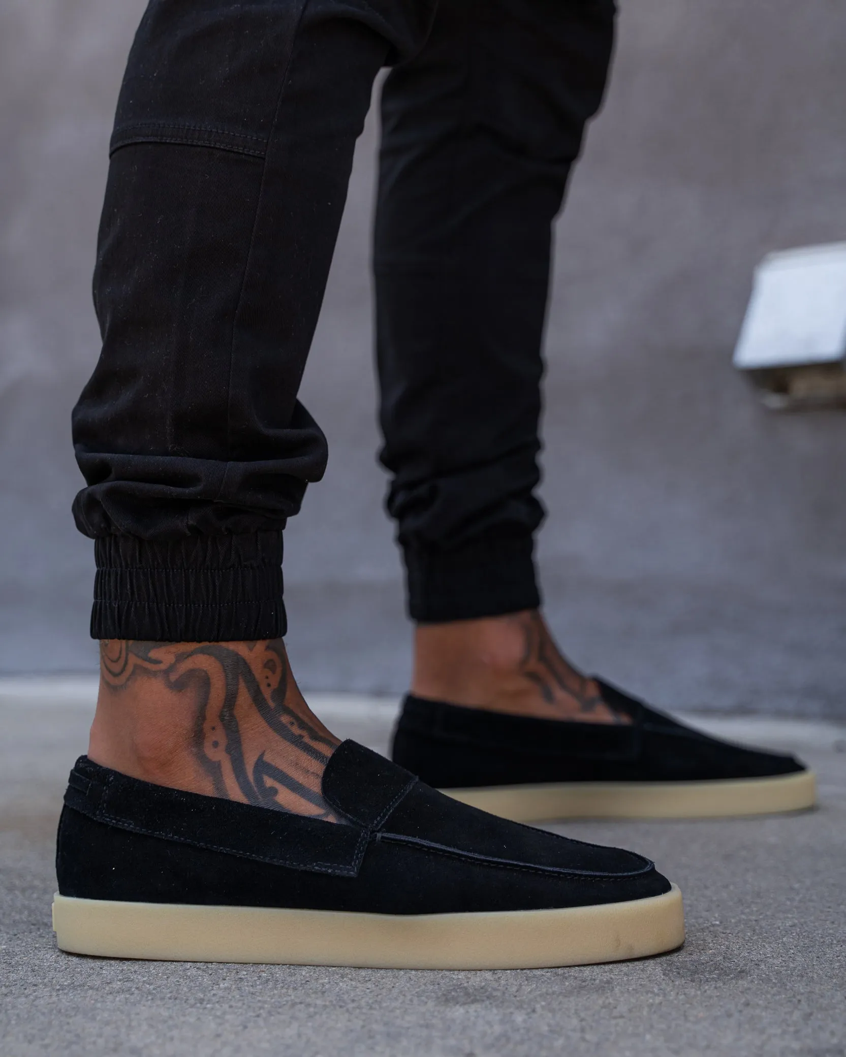 Best Seller Saint Morta Hemisphere Suede Slip On Loafer Black/Gum