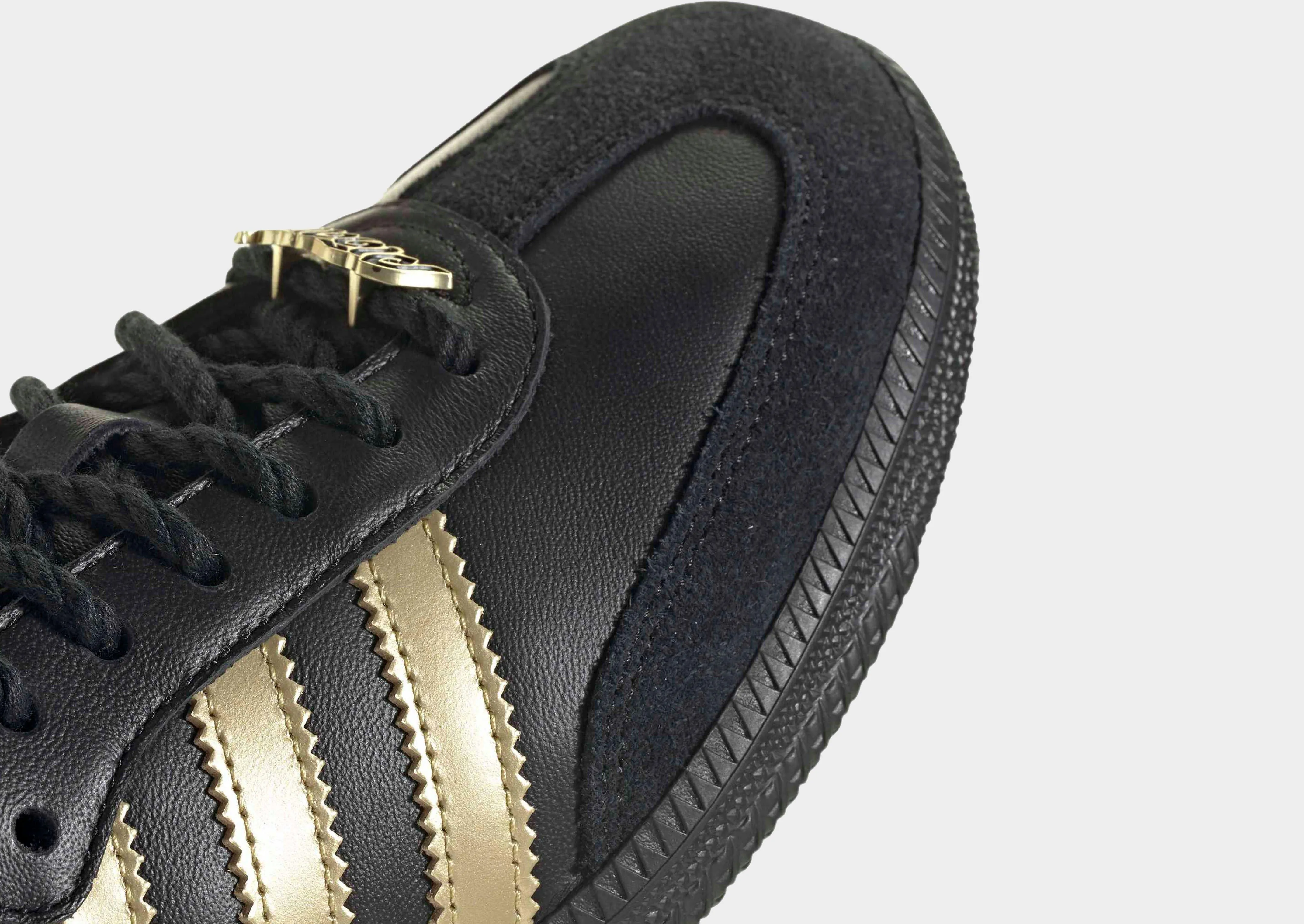 Samba OG Light Ride Errand Mode