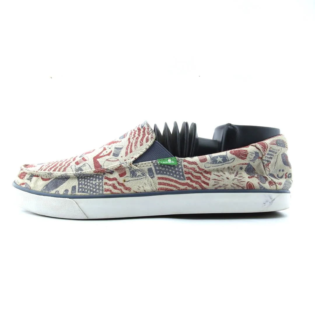 SANUK  . Work Friendly