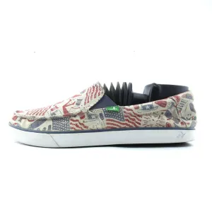 SANUK  . Work Friendly