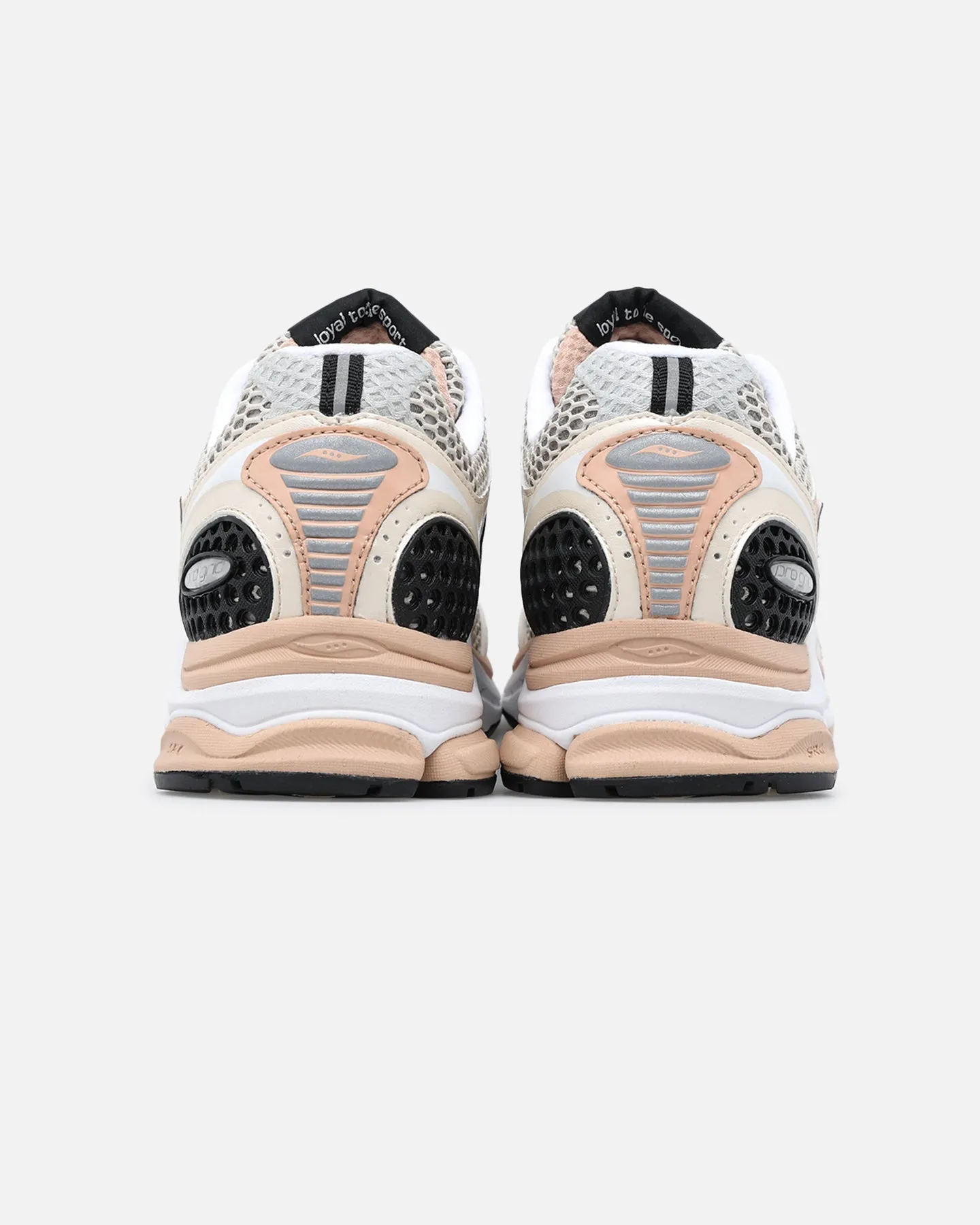 Saucony Progrid Triumph 4 Cream/Tan Leather Touch Durable Build Airport Travel