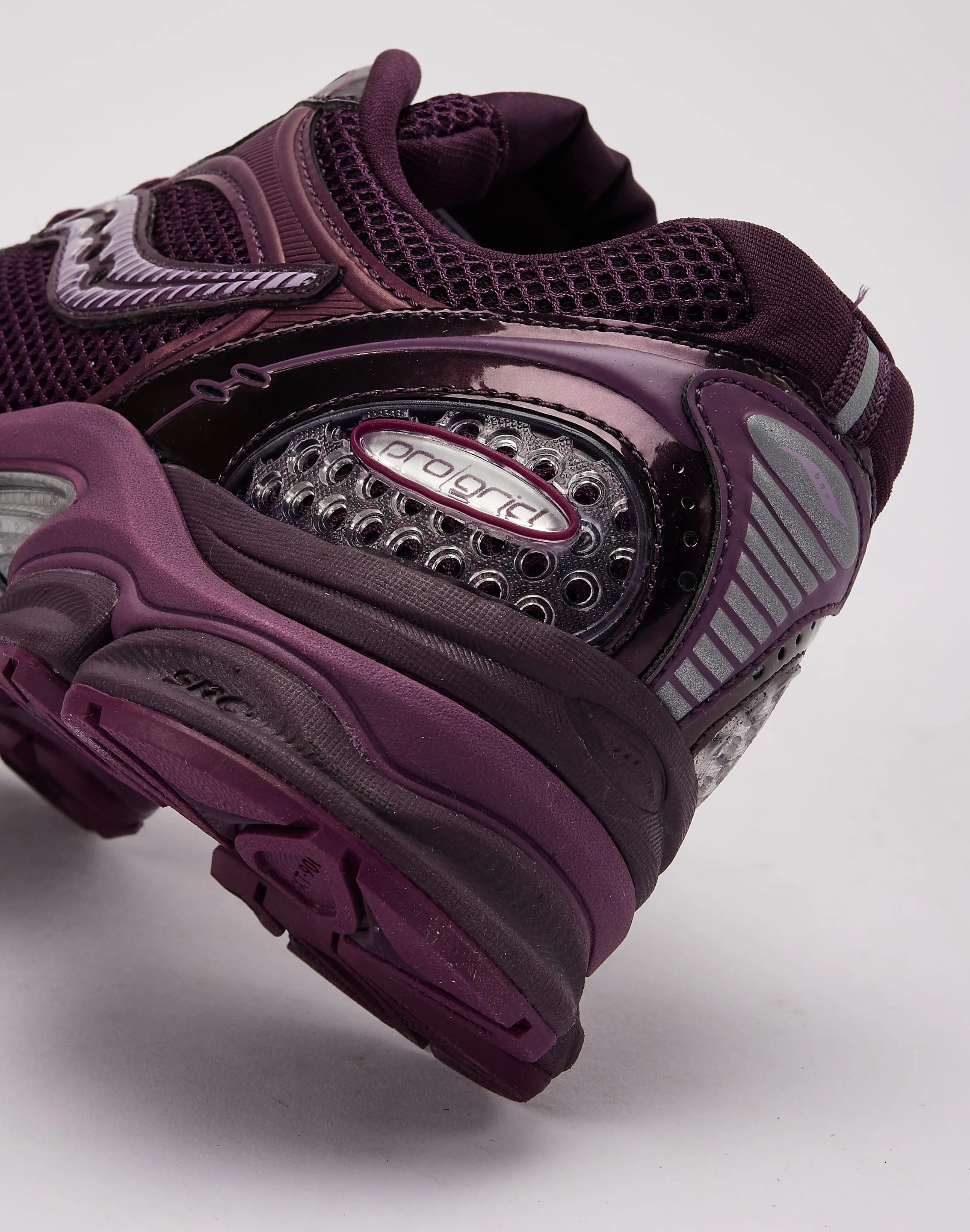 recreational runner Elite Saucony ProGrid Triumph 4