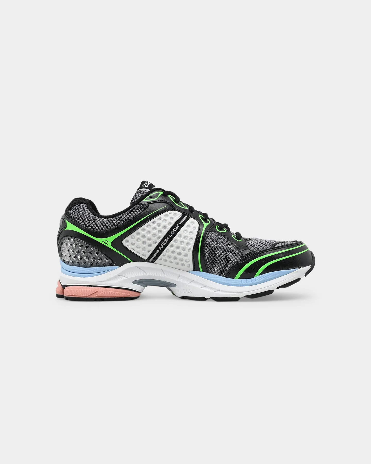 Hero Edge Saucony Progrid Triumph 4 "Otherworld" Black/White/Pink