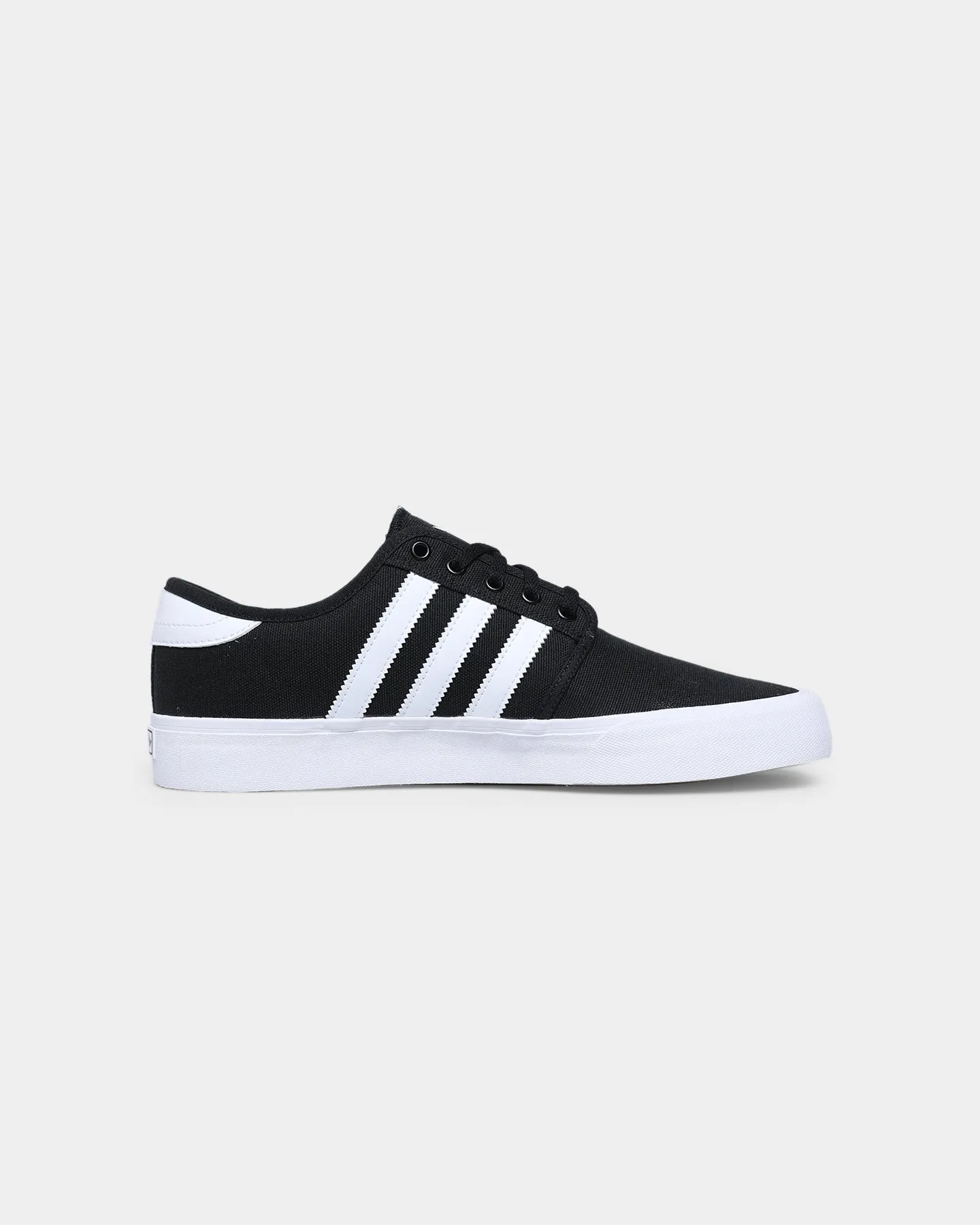 Deep Grip Adidas Seeley XT Core Black/Cloud White/Cloud White