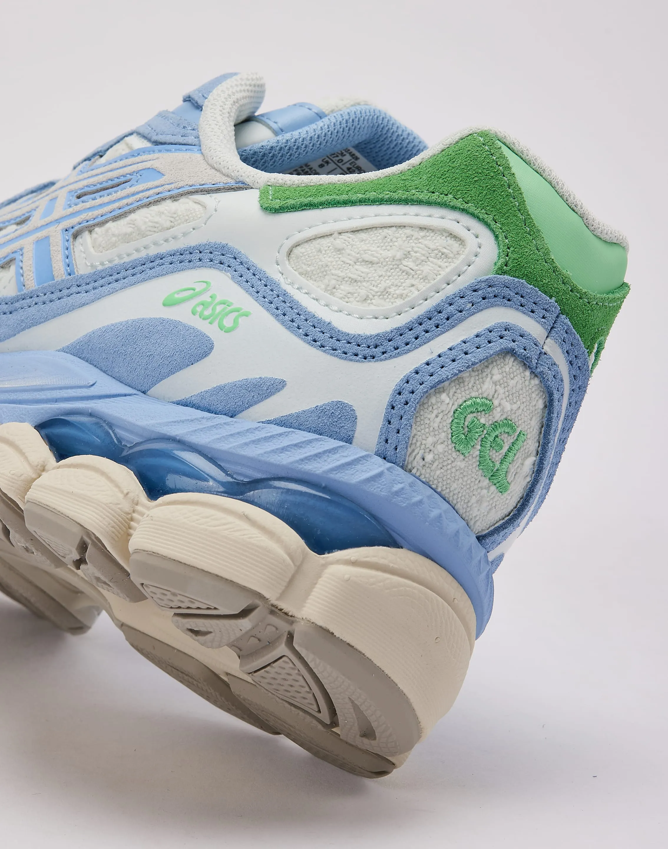 Clarks Desert Boot for intermediate Asics GEL-NYC