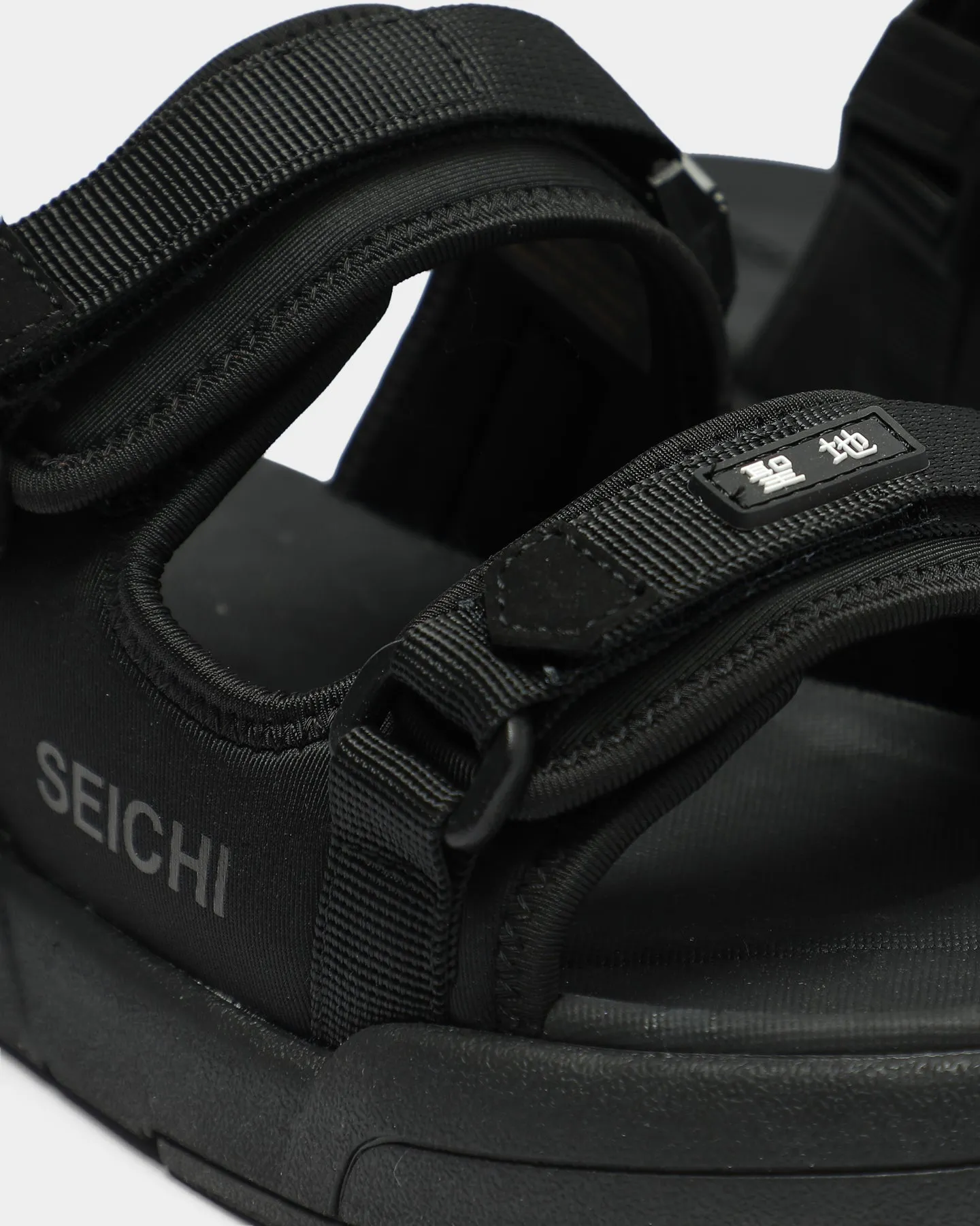 Firm Lock Narrow Fit SEICHI Sandoru Ni Shoes Black