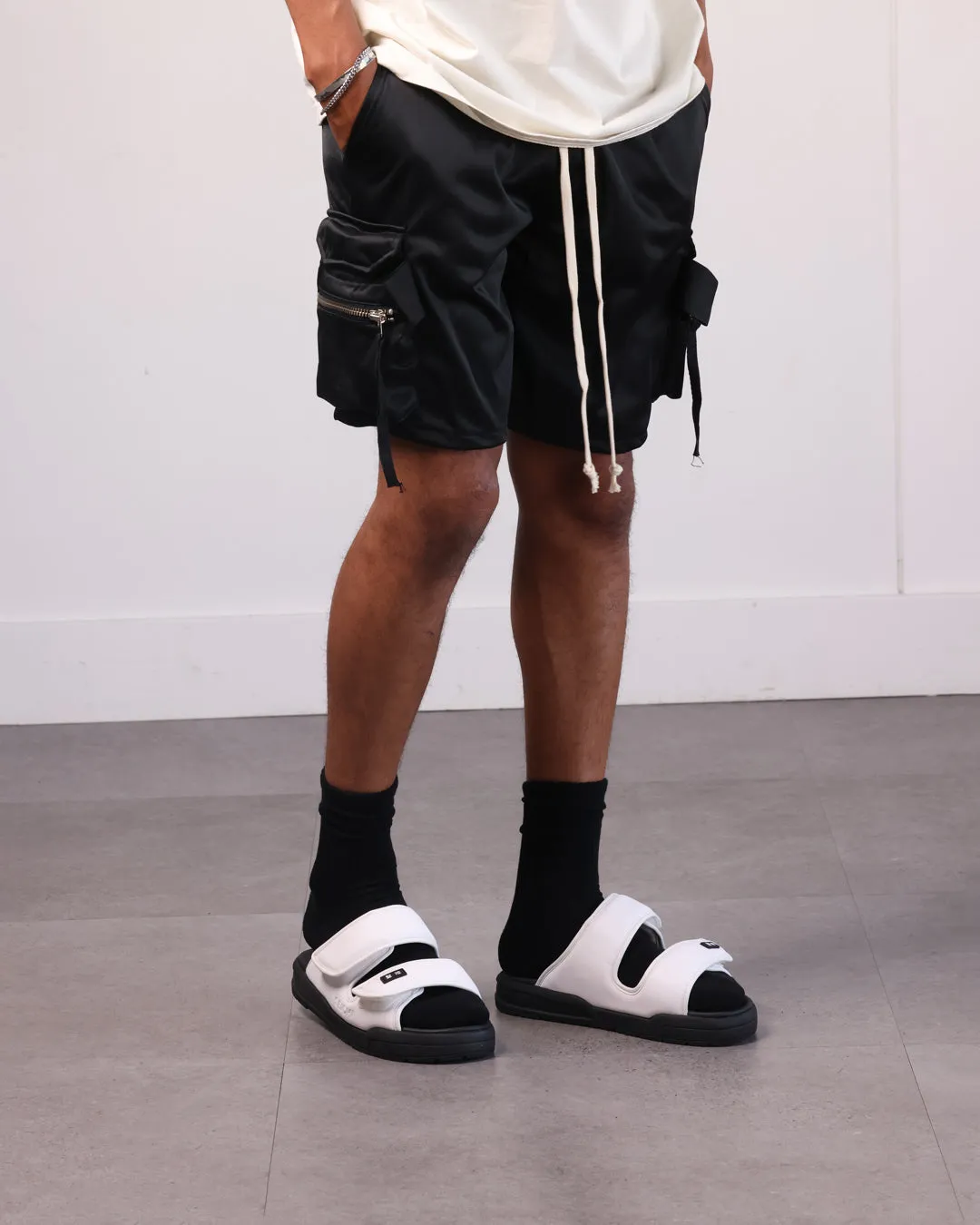 Seichi Senko White/Black Hiking Mood