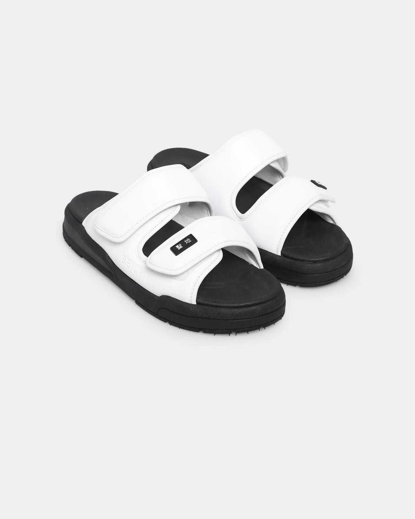 Seichi Senko White/Black Wave Flow