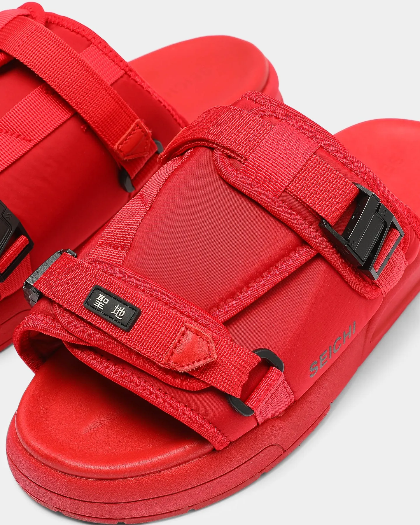 SEICHI YOROI Red Joint Care Mid Top