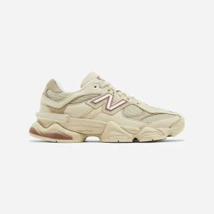 gym workouts impact - protection - mechanism shoes New Balance 9060 Bone Sparrow