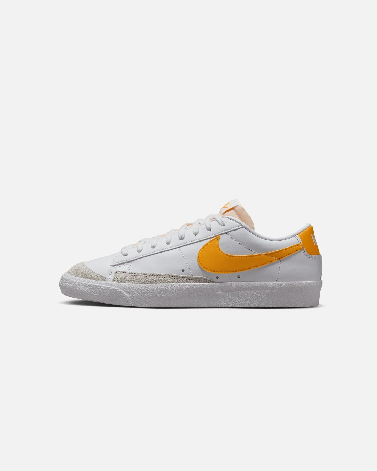 Nike Blazer Low '77 Vintage White/University Gold Polish Look Dust Free