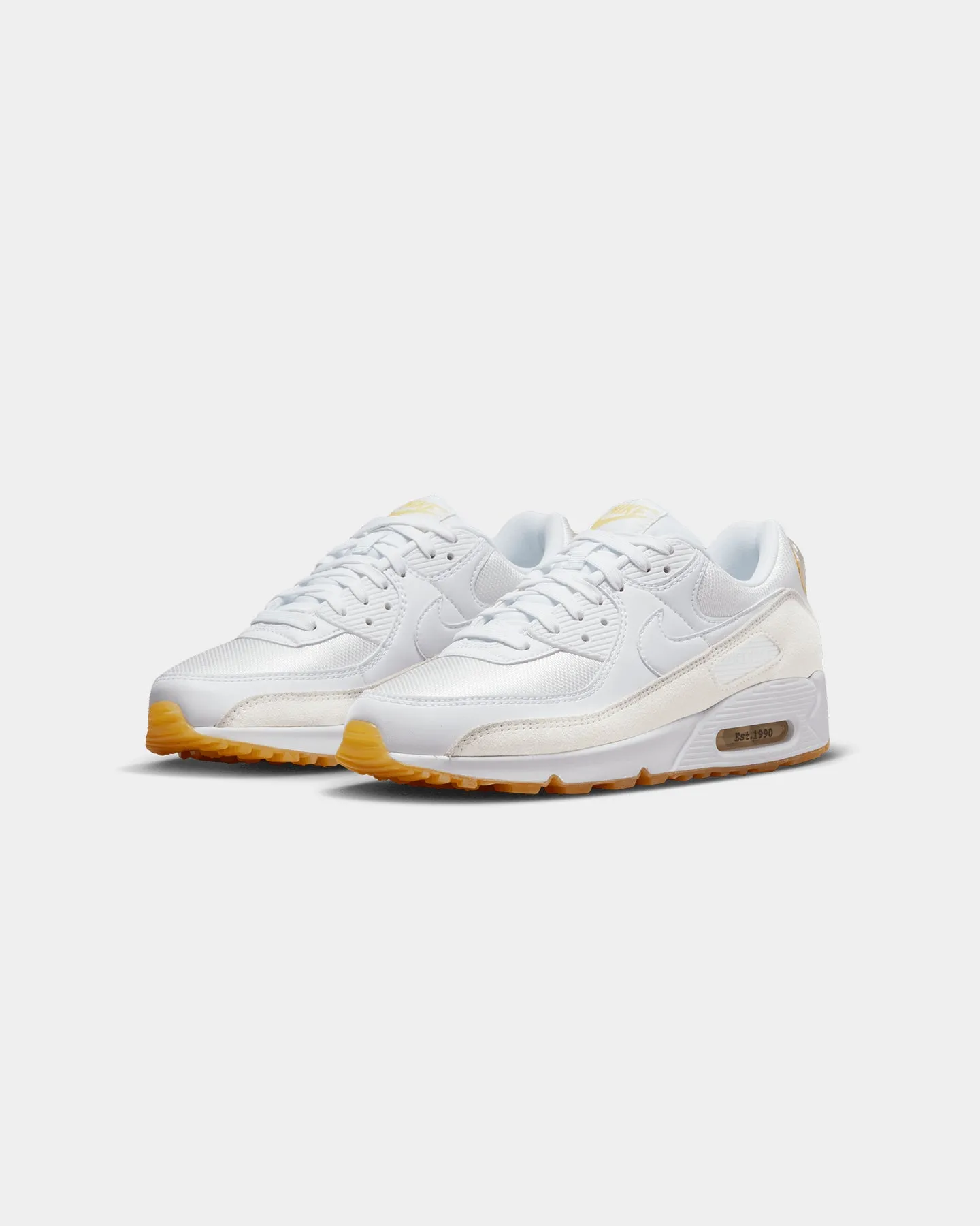 Camera Look Breathable Daily Walk Nike Air Max 90 SE Summit White/White