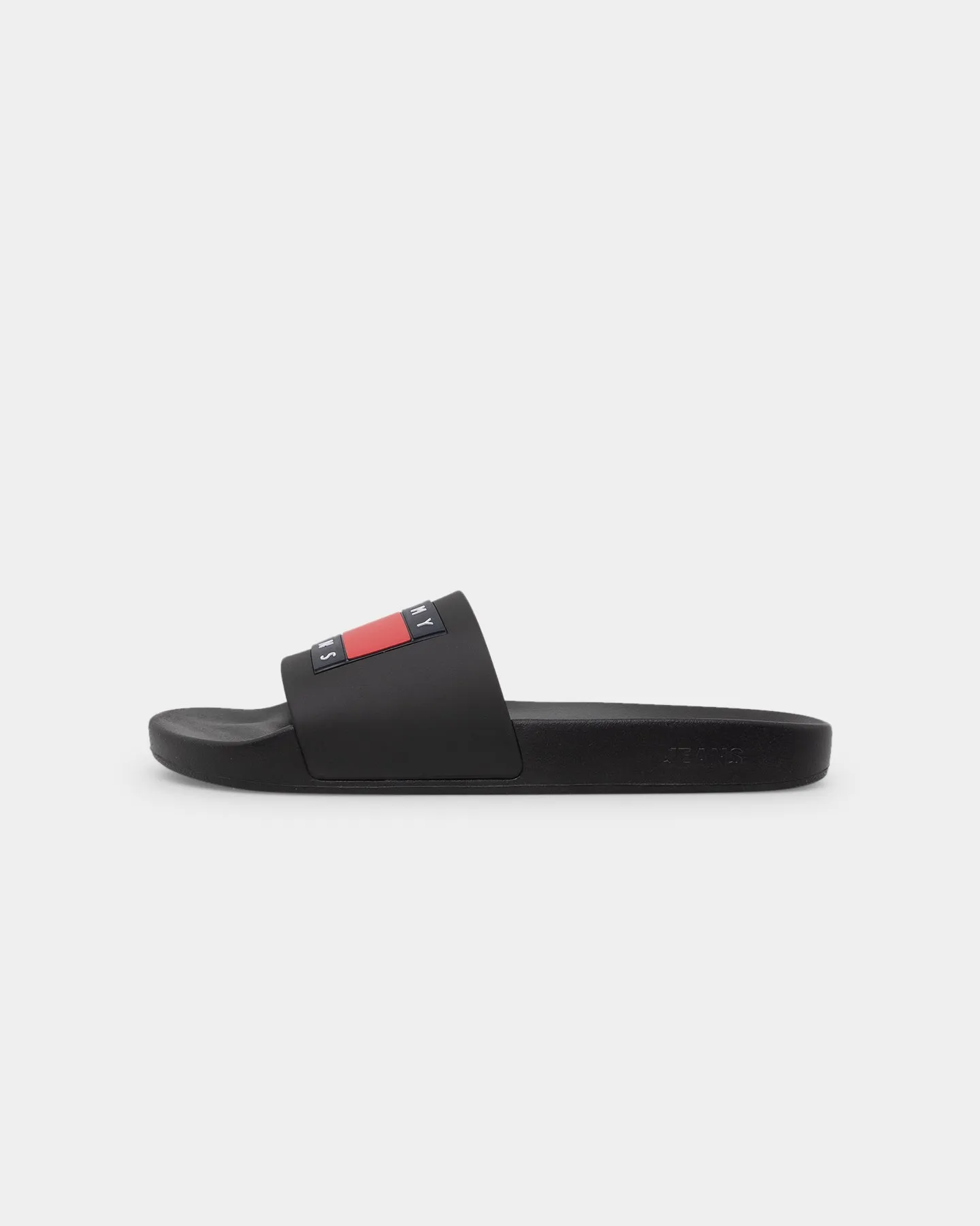 Nature Walk Night Out Tommy Jeans Essential Pool Slide Black