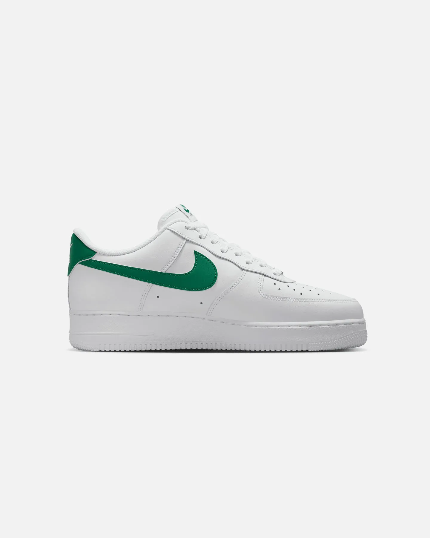 Subtle Texture Cushioned Tongue Nike Air Force 1 '07 White/Green