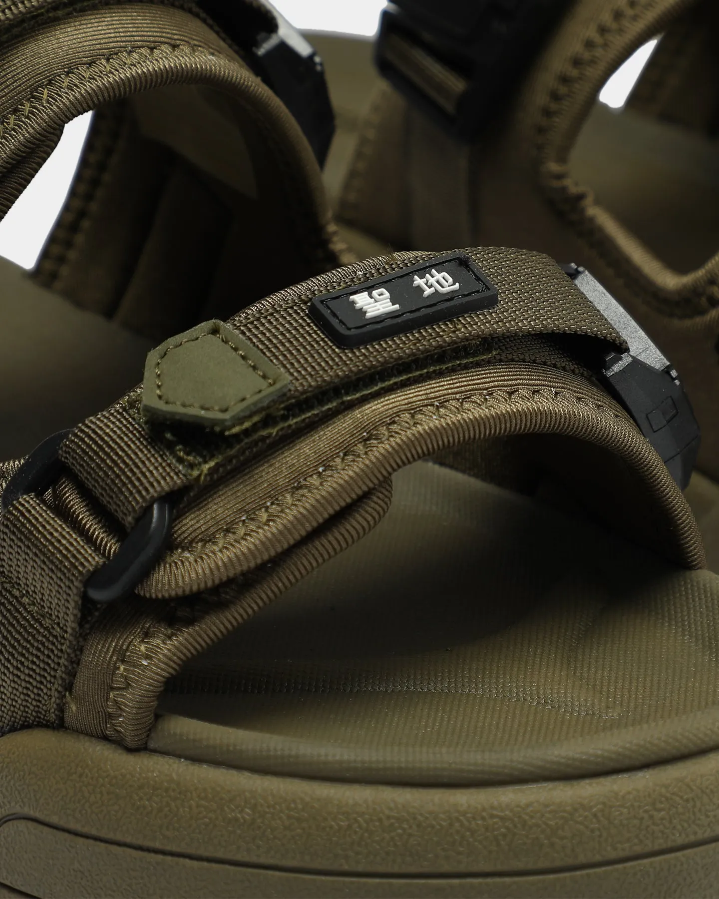 SEICHI Sandoru Ni Army Green Palm Base Bright tone