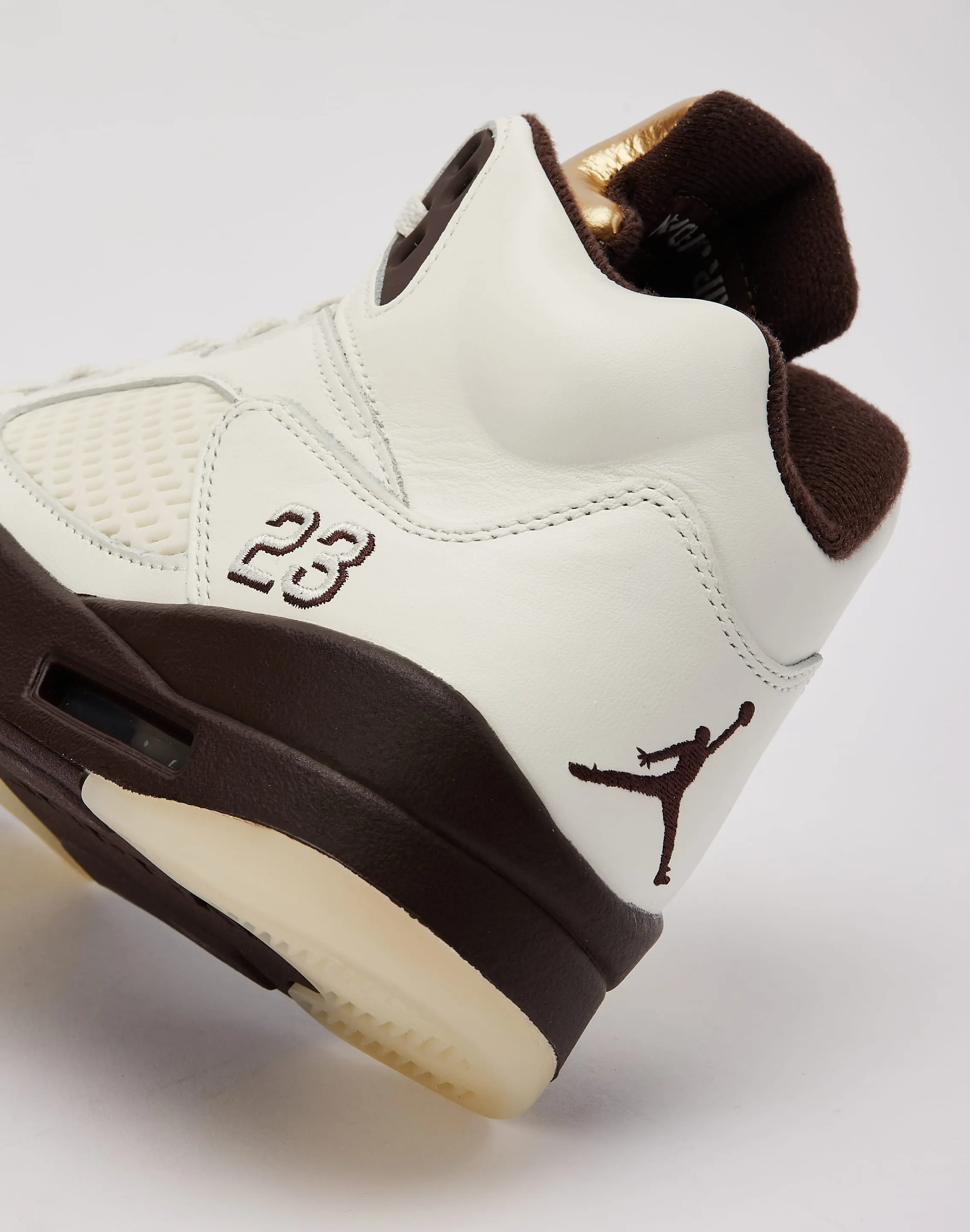 Comfortable Step Arch Support Technology Jordan Air Jordan 5 Retro 'Golden Ticket'