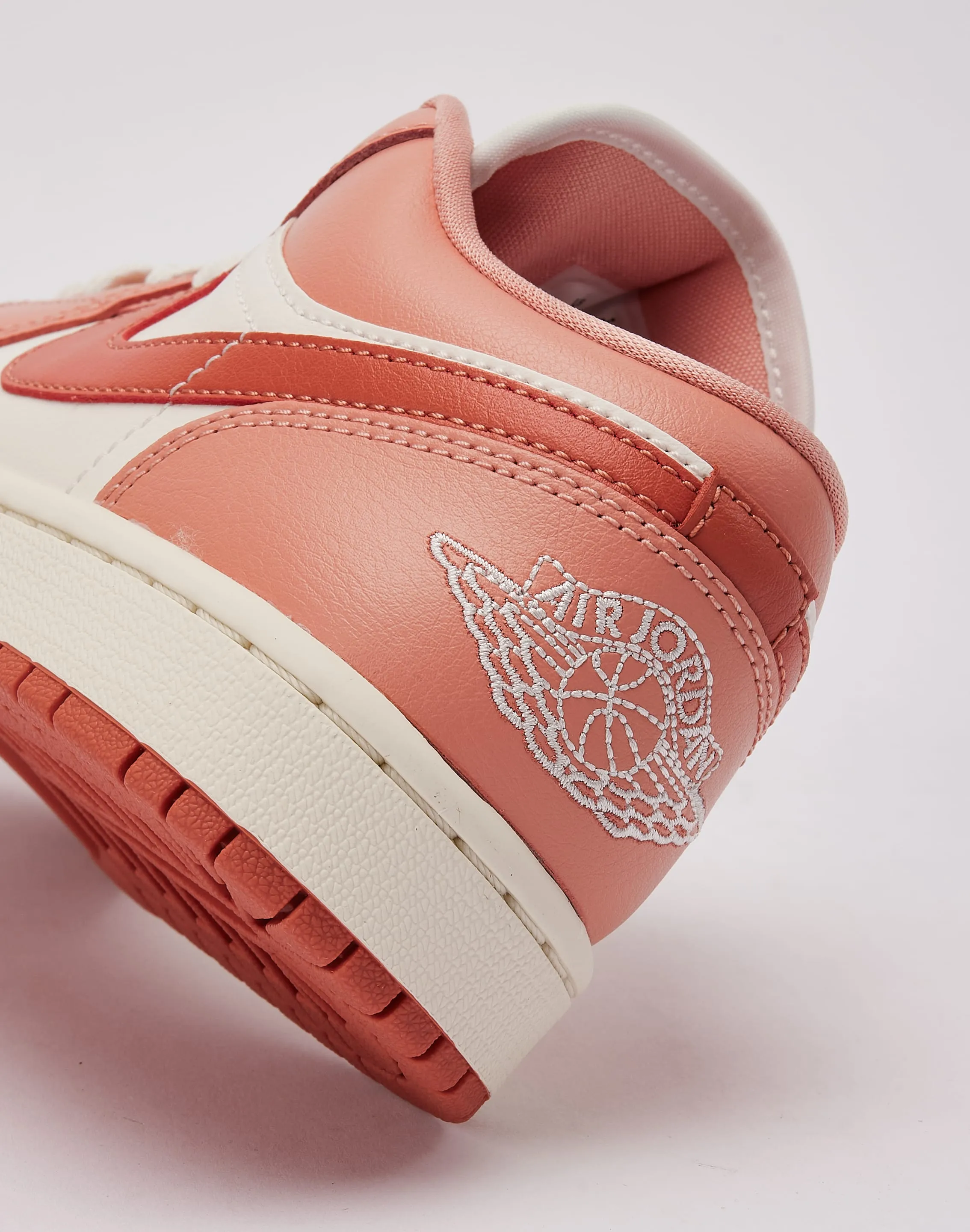 Jordan Air Jordan 1 Low Lightstrike Pro Structural Hexagonal Tread