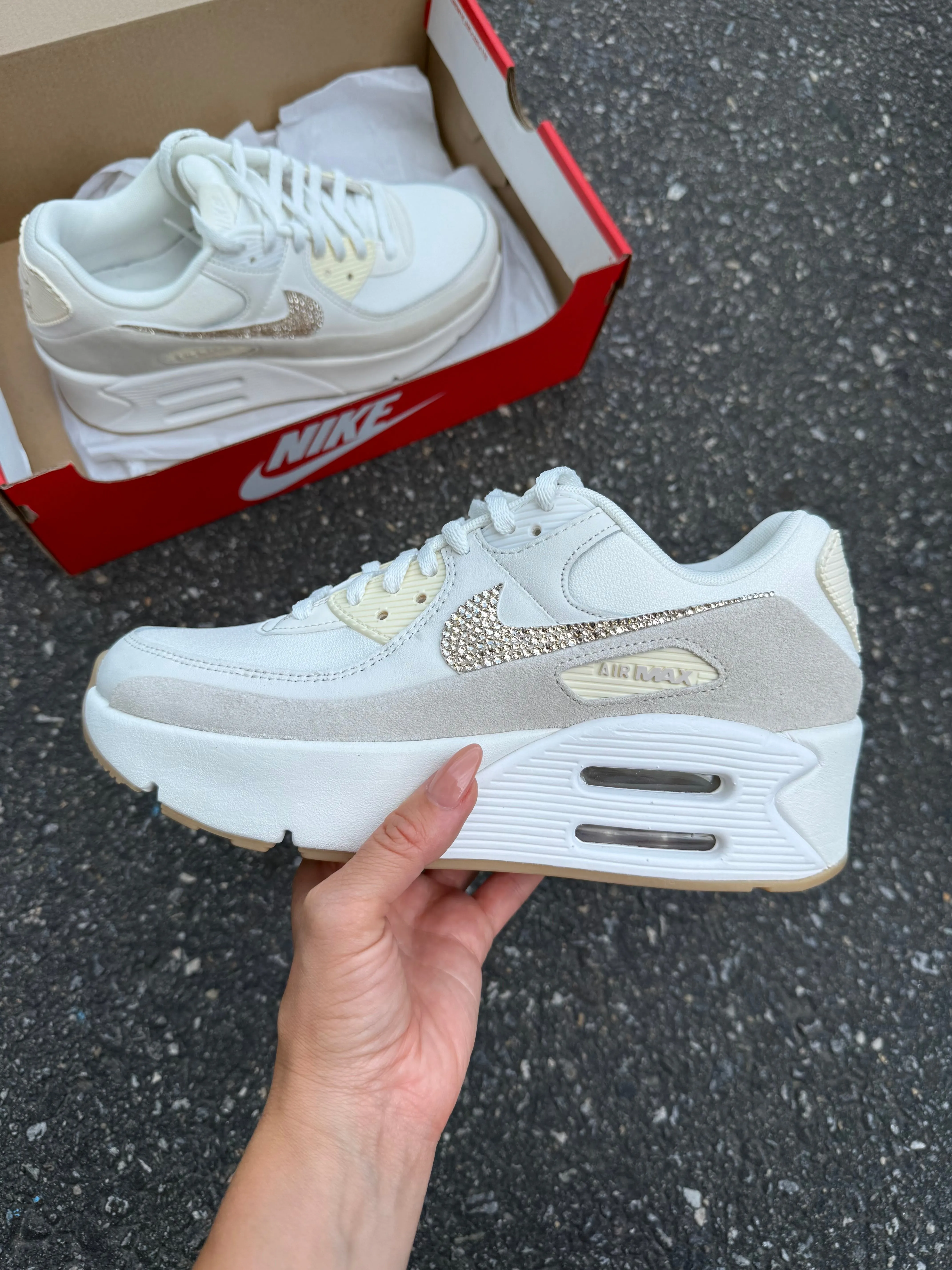Cream Neutral Swarovski Womens Nike Air Max 90 LV8 Slip   On Comfort sole