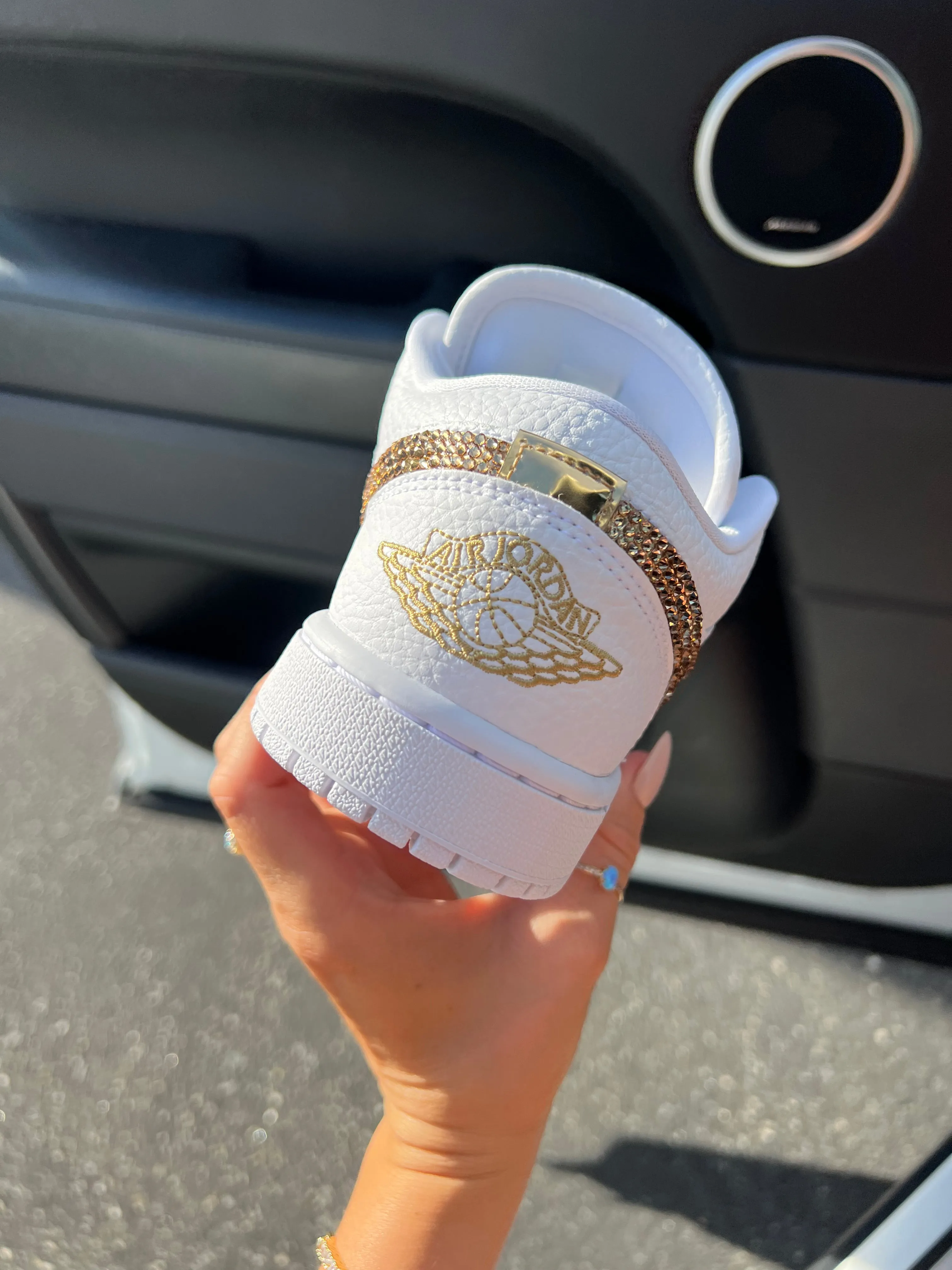 White Gold Swarovski Women??s Air Jordan Retro 1 Low Shoes Retro Tone Comfortable